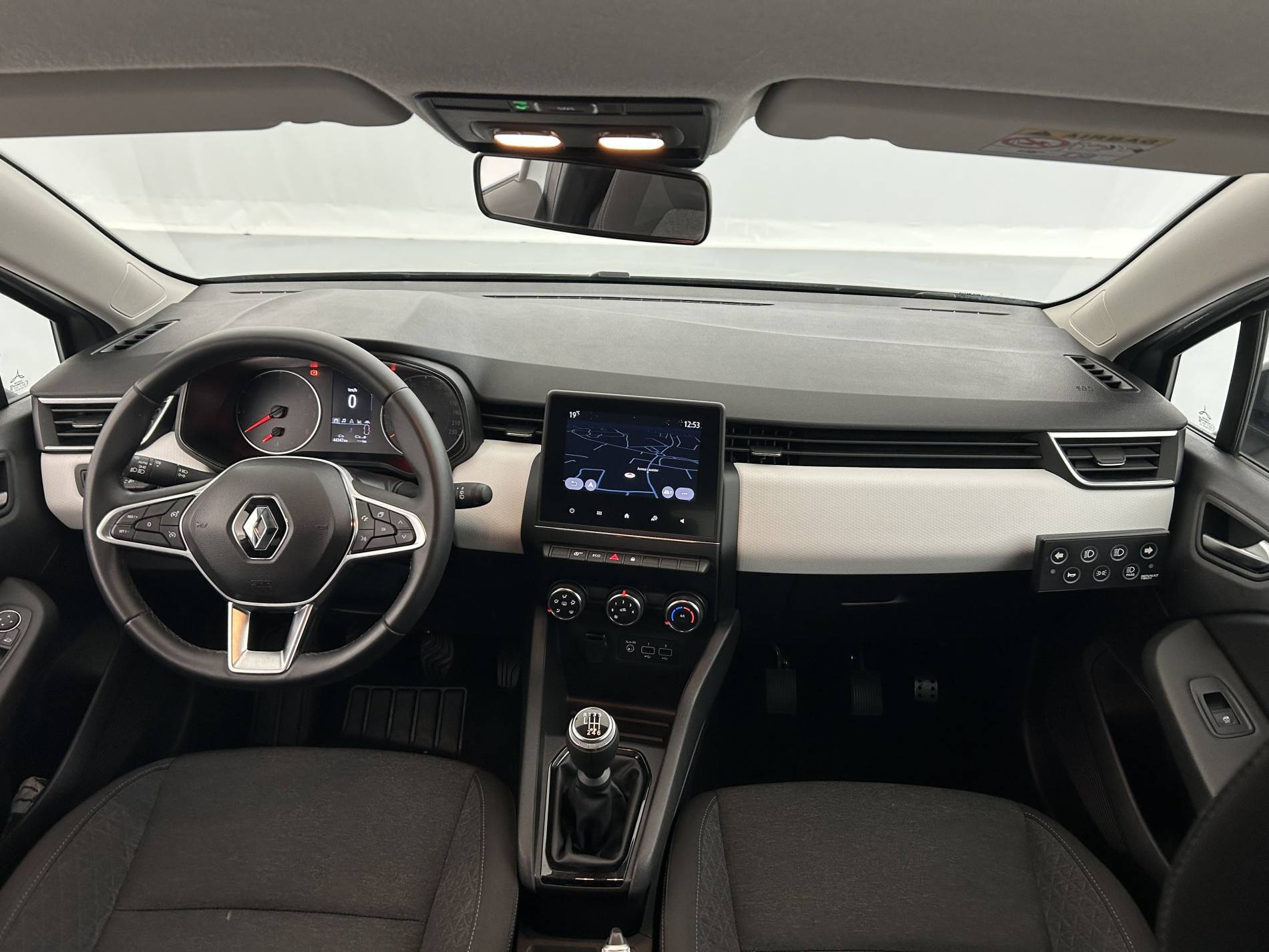 Vente en ligne Renault Clio 5 Clio TCe 90 au prix de 13 890 €