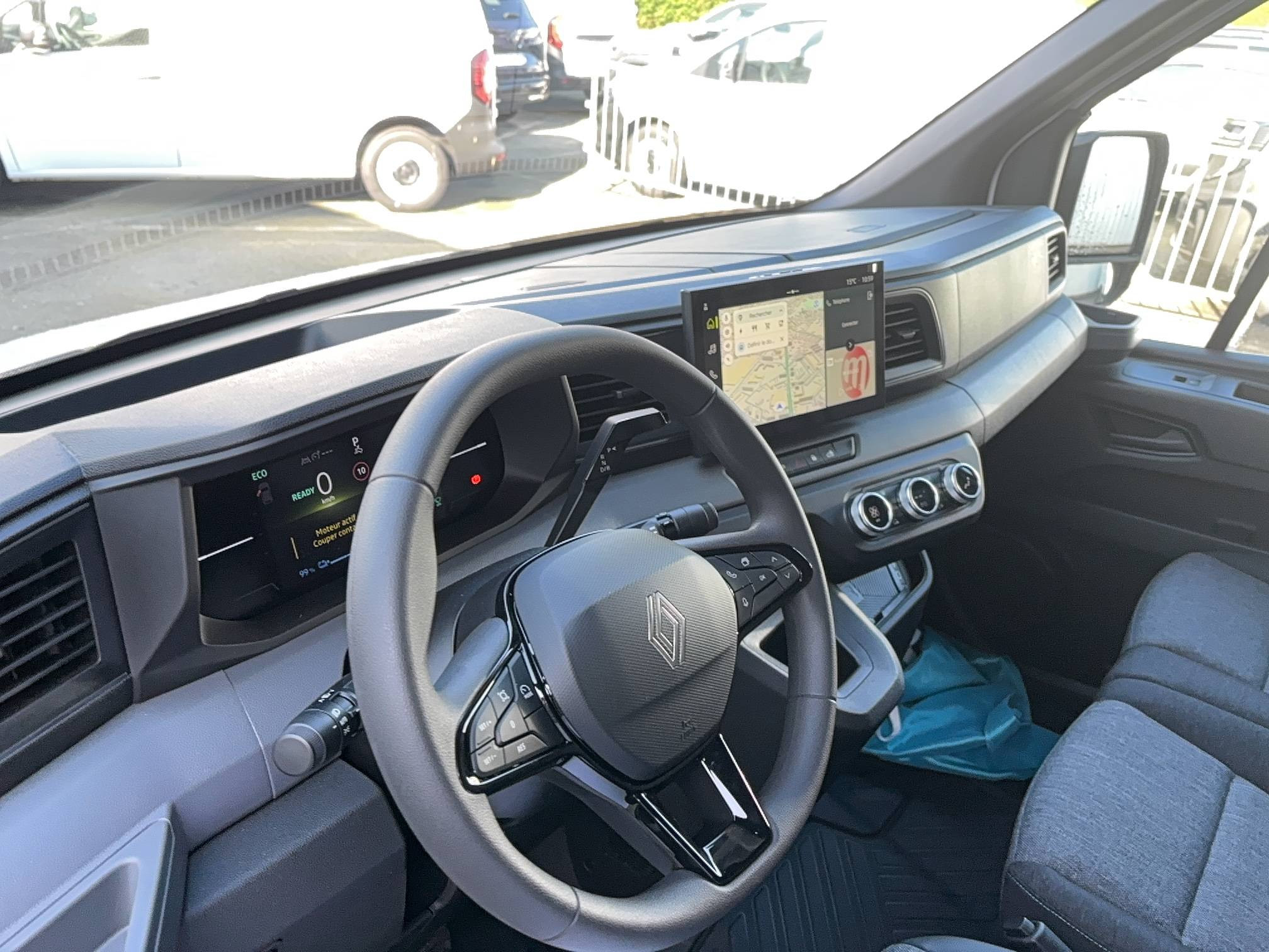 Vente en ligne Renault Master E-Tech MASTER ELECTRIQUE FGN L2H2 3T5 GRANDE AUTONOMIE au prix de 55 390 €