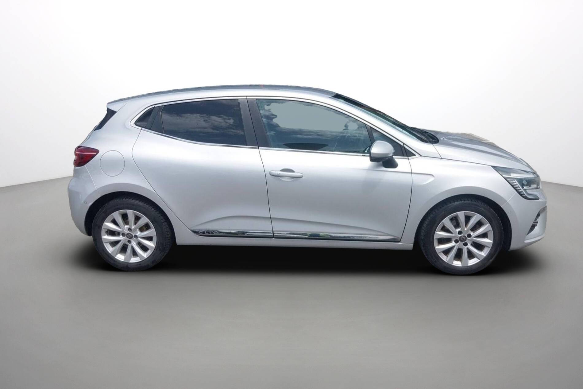Vente en ligne Renault Clio 5 Clio TCe 130 EDC FAP au prix de 14 790 €