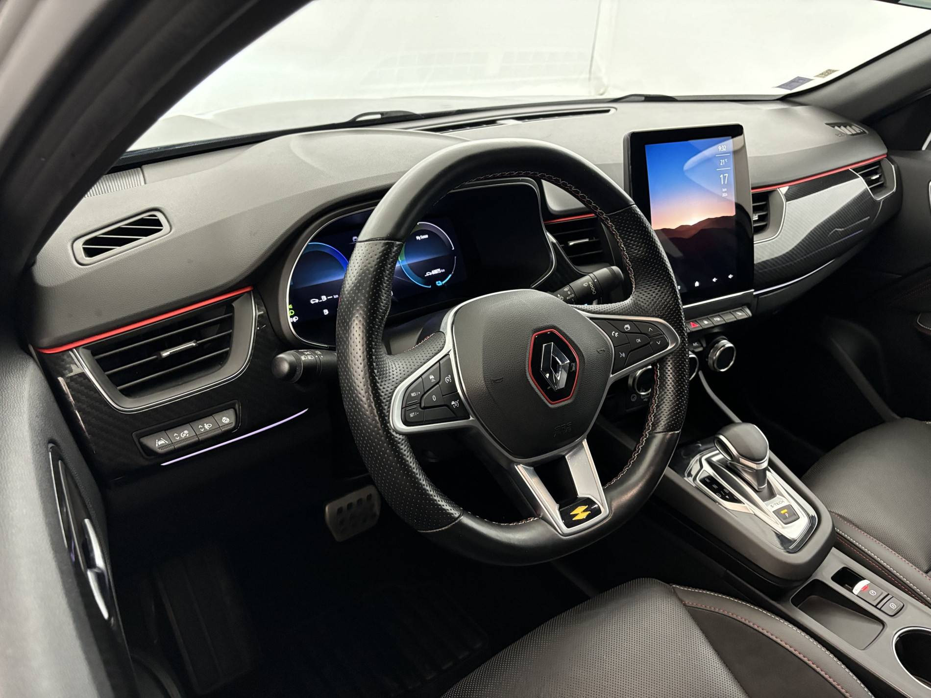 Vente en ligne Renault Arkana  E-Tech hybride 145 au prix de 20 990 €