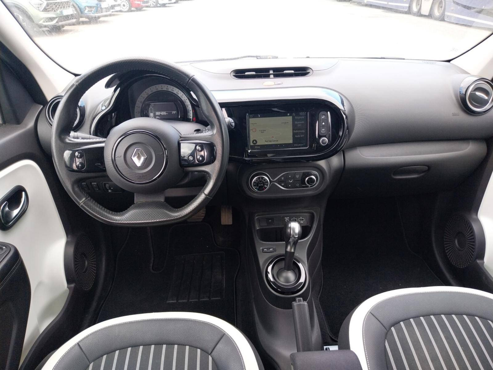 Vente en ligne Renault Twingo Electrique Twingo III E-Tech au prix de 13 900 €