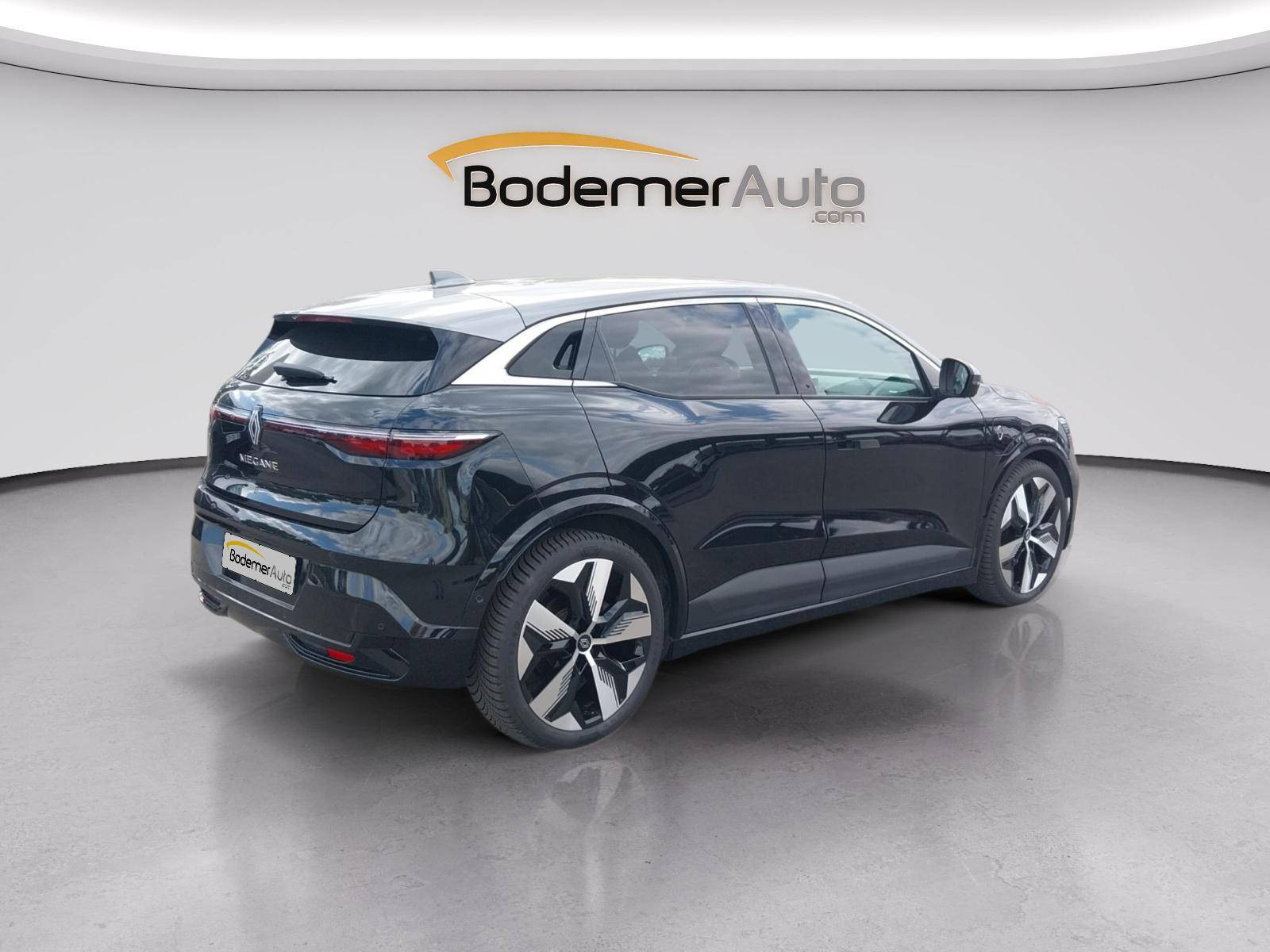 Vente en ligne Renault Megane E-Tech  EV60 220 ch super charge au prix de 24 999 €