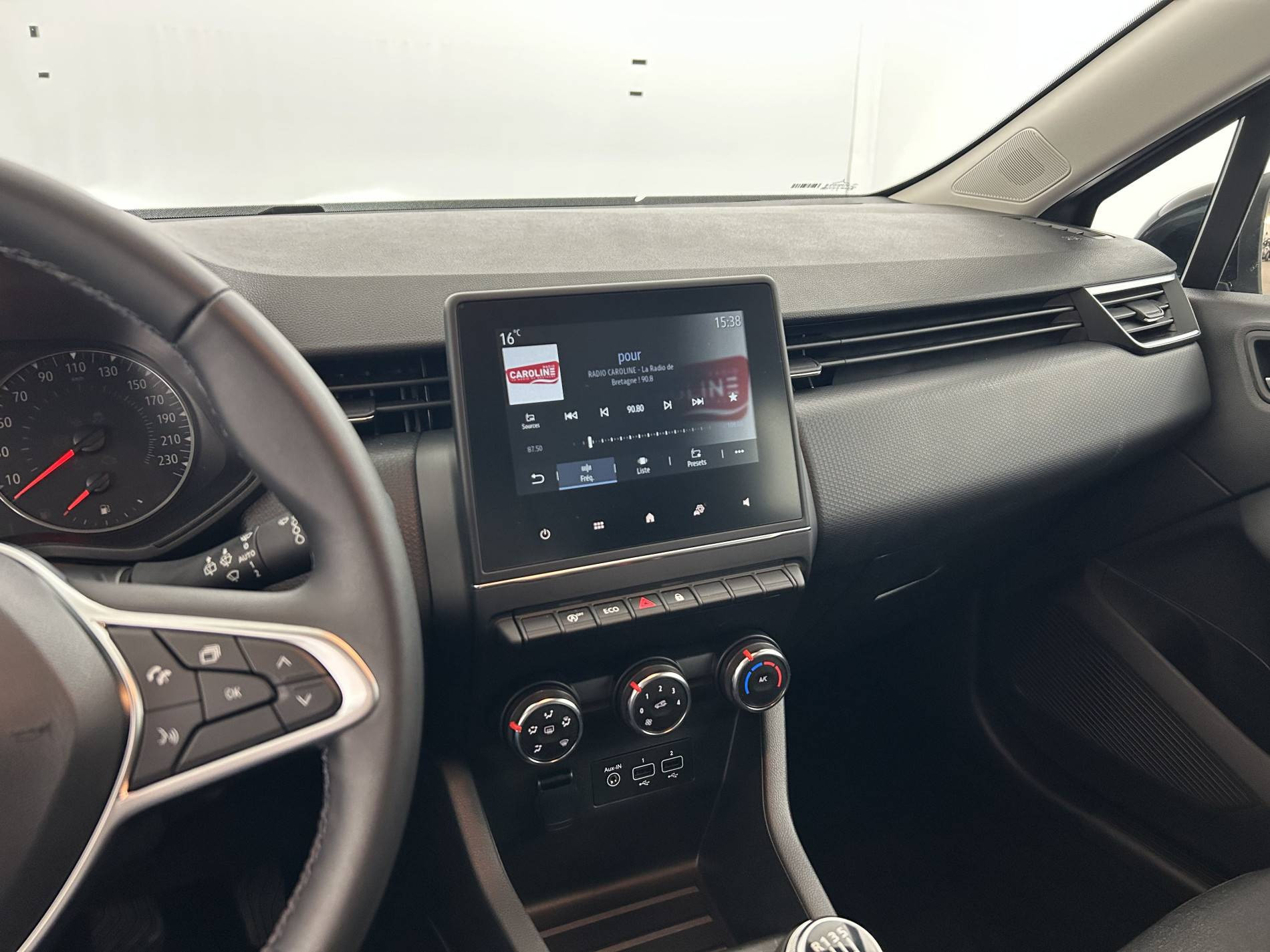 Vente en ligne Renault Clio 5 Clio TCe 90 au prix de 14 490 €