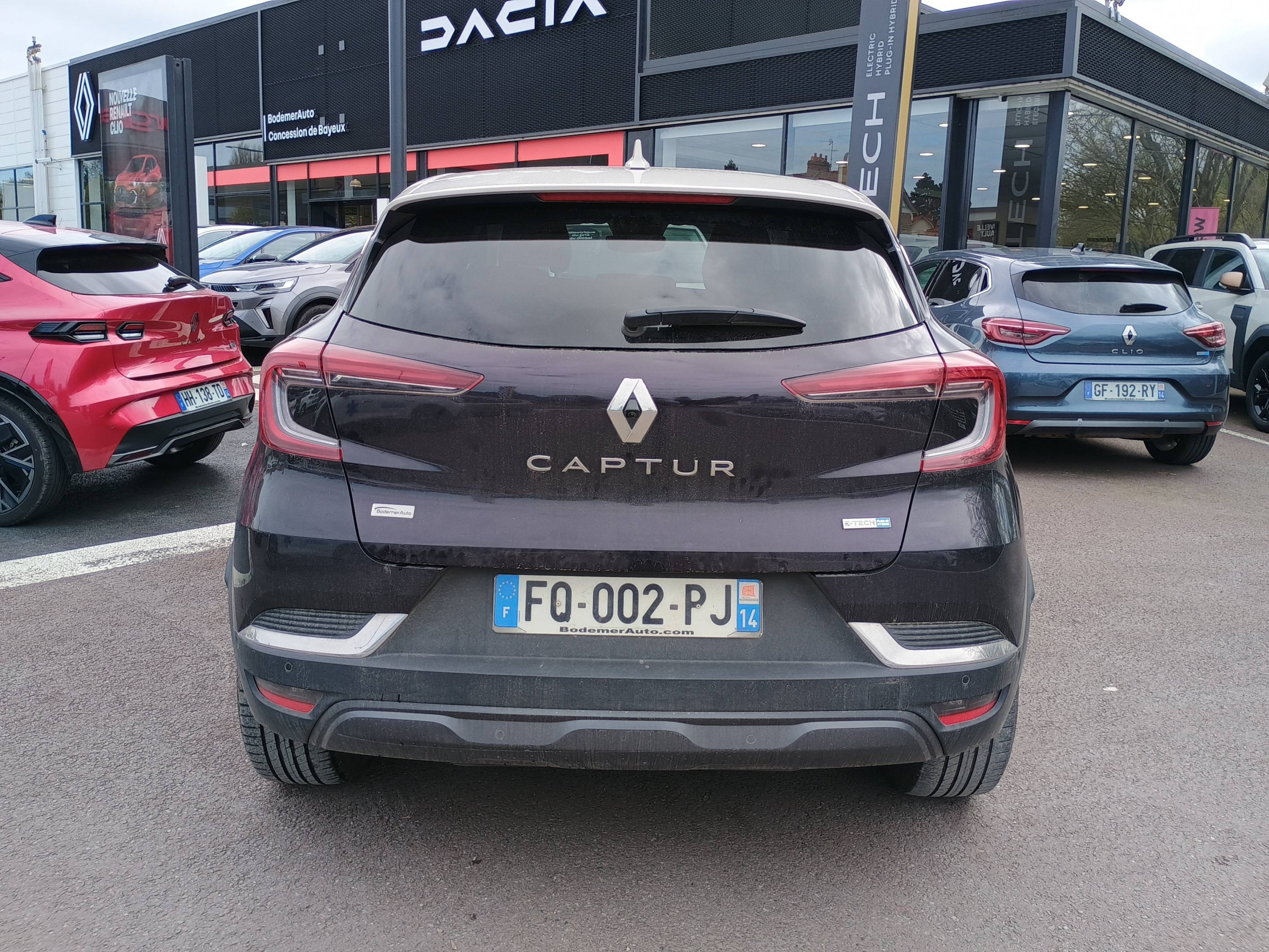 Vente en ligne Renault Captur  E-Tech Plug-in 160 au prix de 17 990 €