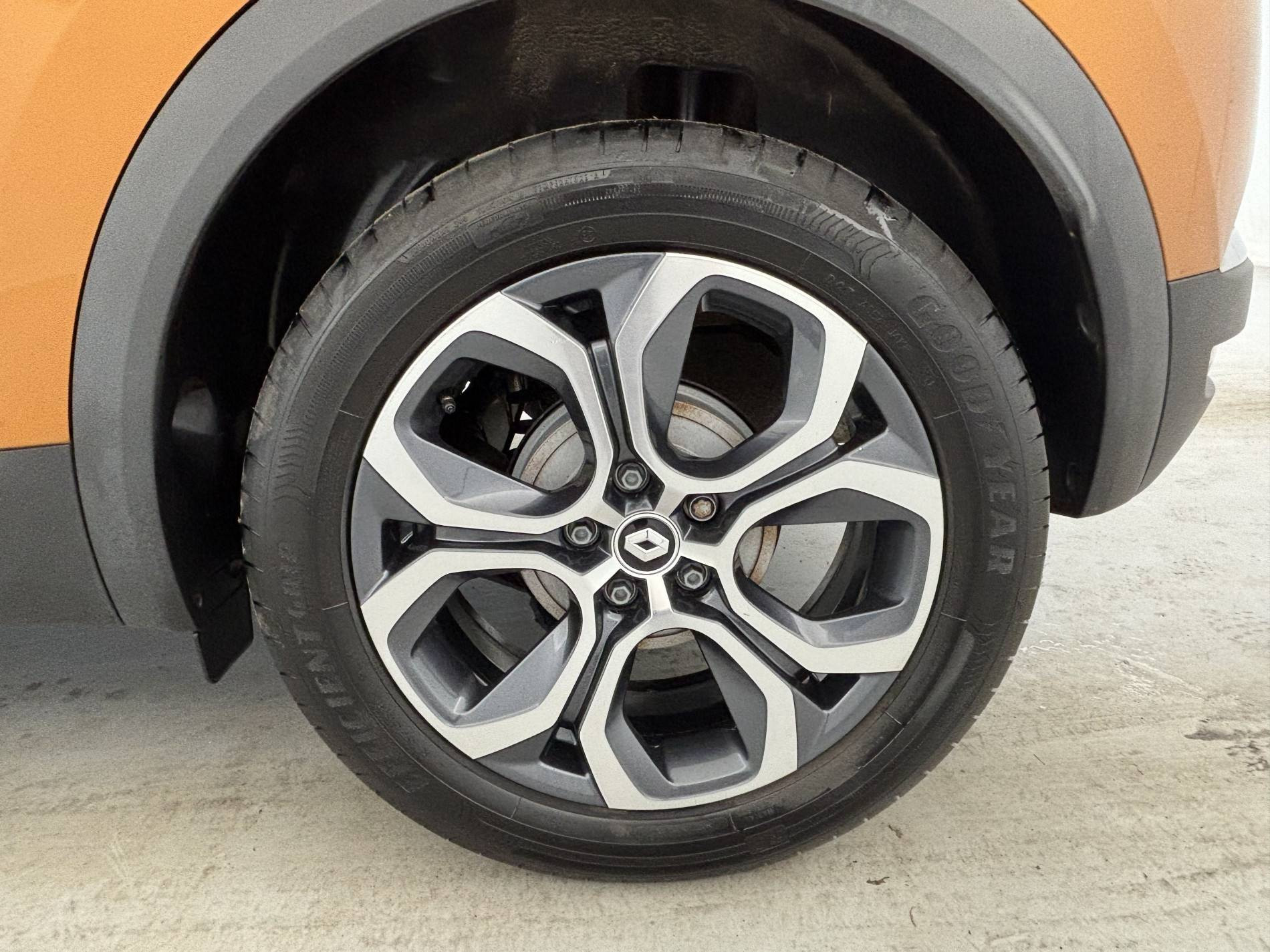 Vente en ligne Renault Captur  TCe 140 EDC - 21 au prix de 18 990 €