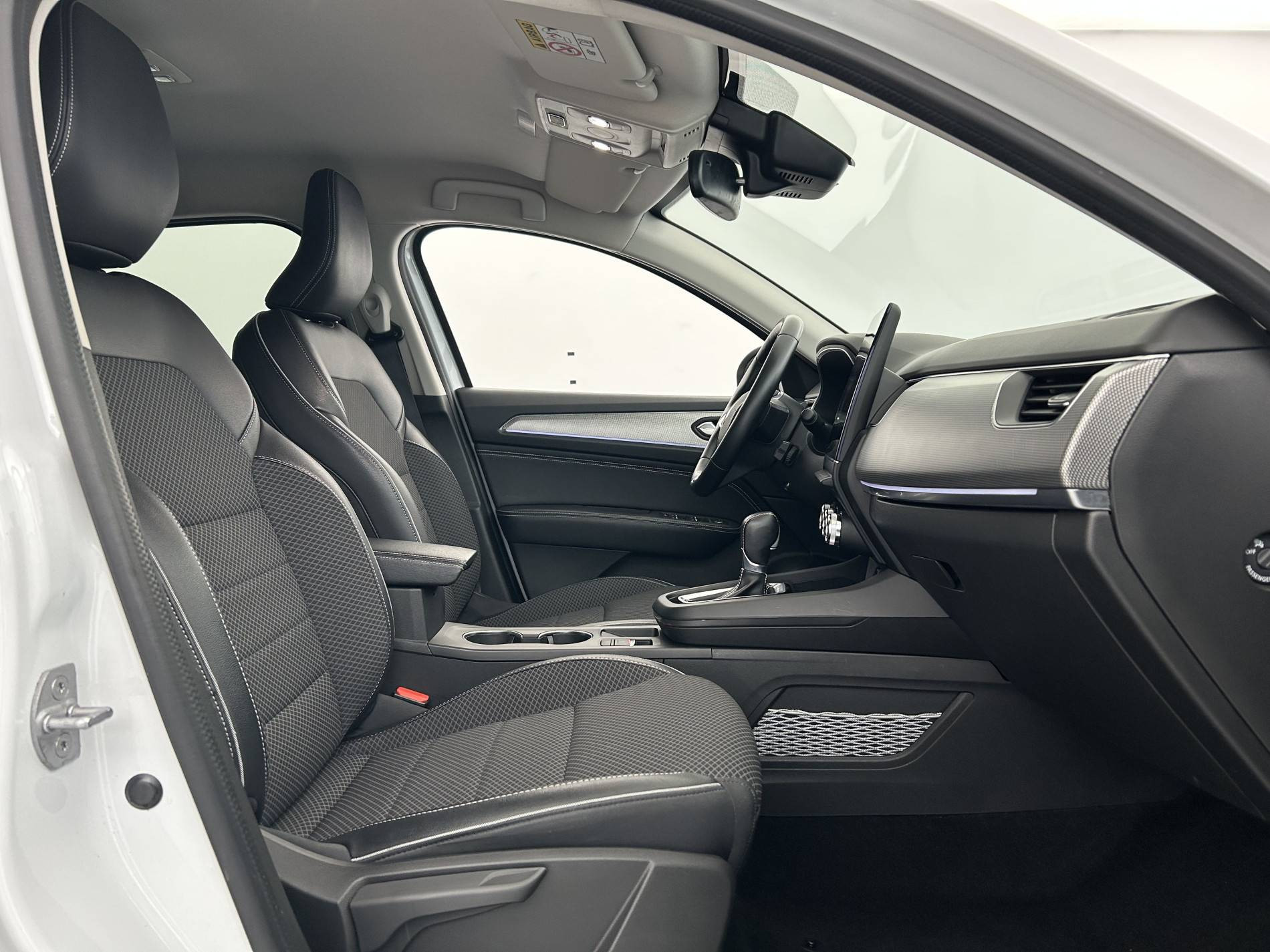Vente en ligne Renault Arkana  E-Tech 145 - 21B au prix de 20 990 €