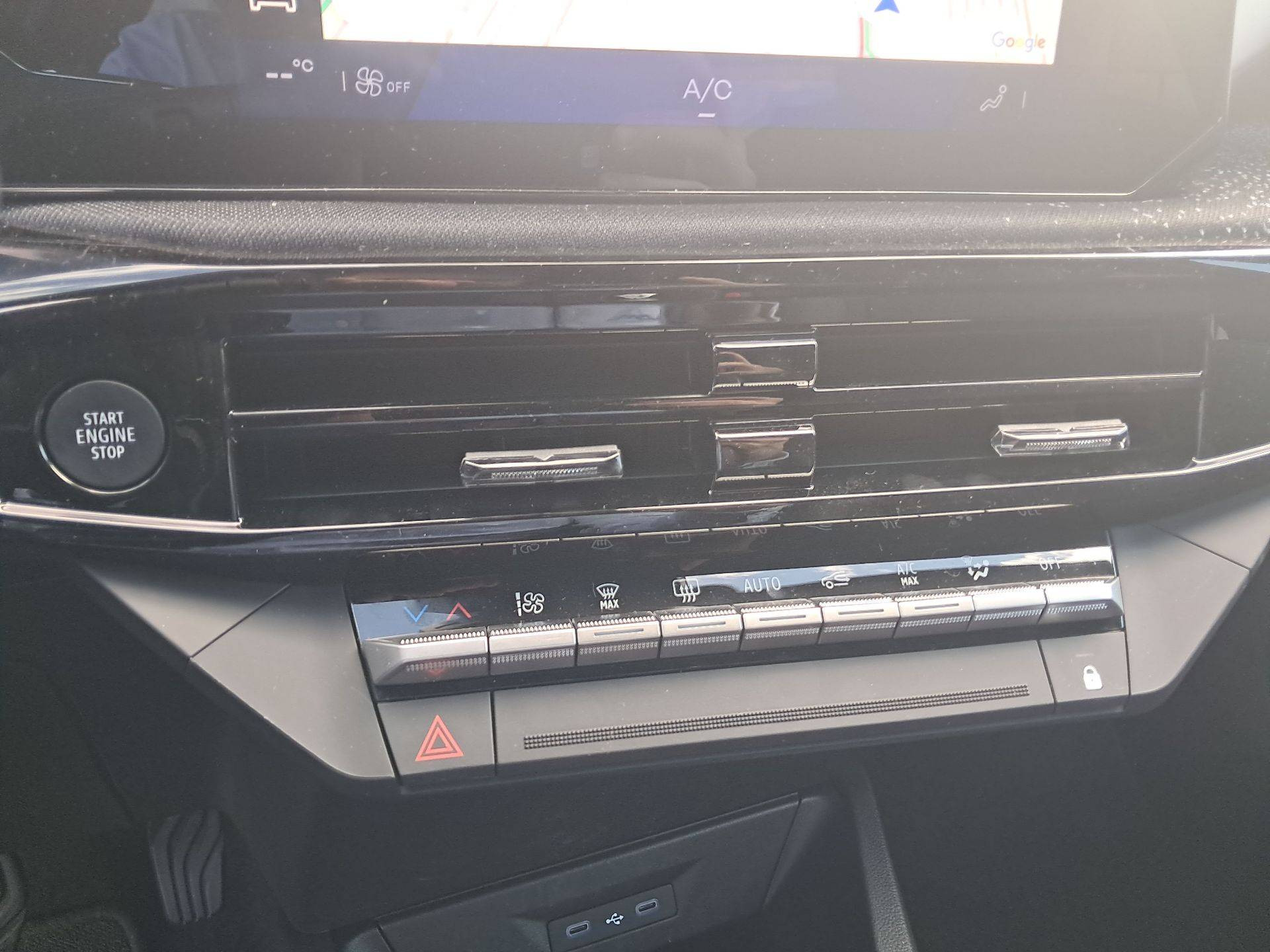 Vente en ligne Renault Clio 6 Clio Eco-G 120 ch EDC au prix de 25 290 €