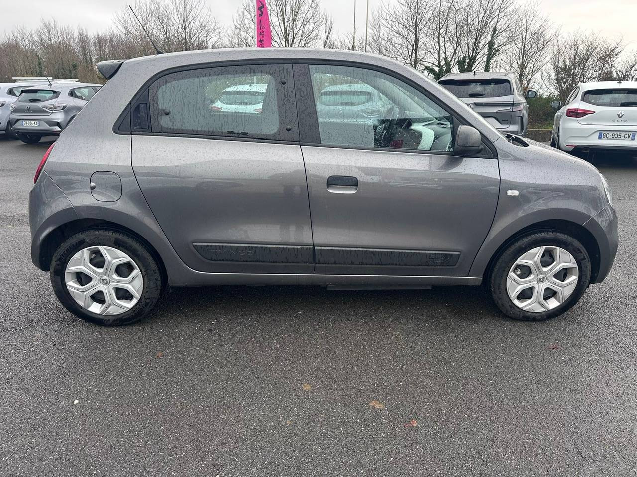 Vente en ligne Renault Twingo Electrique Twingo III E-Tech au prix de 10 890 €