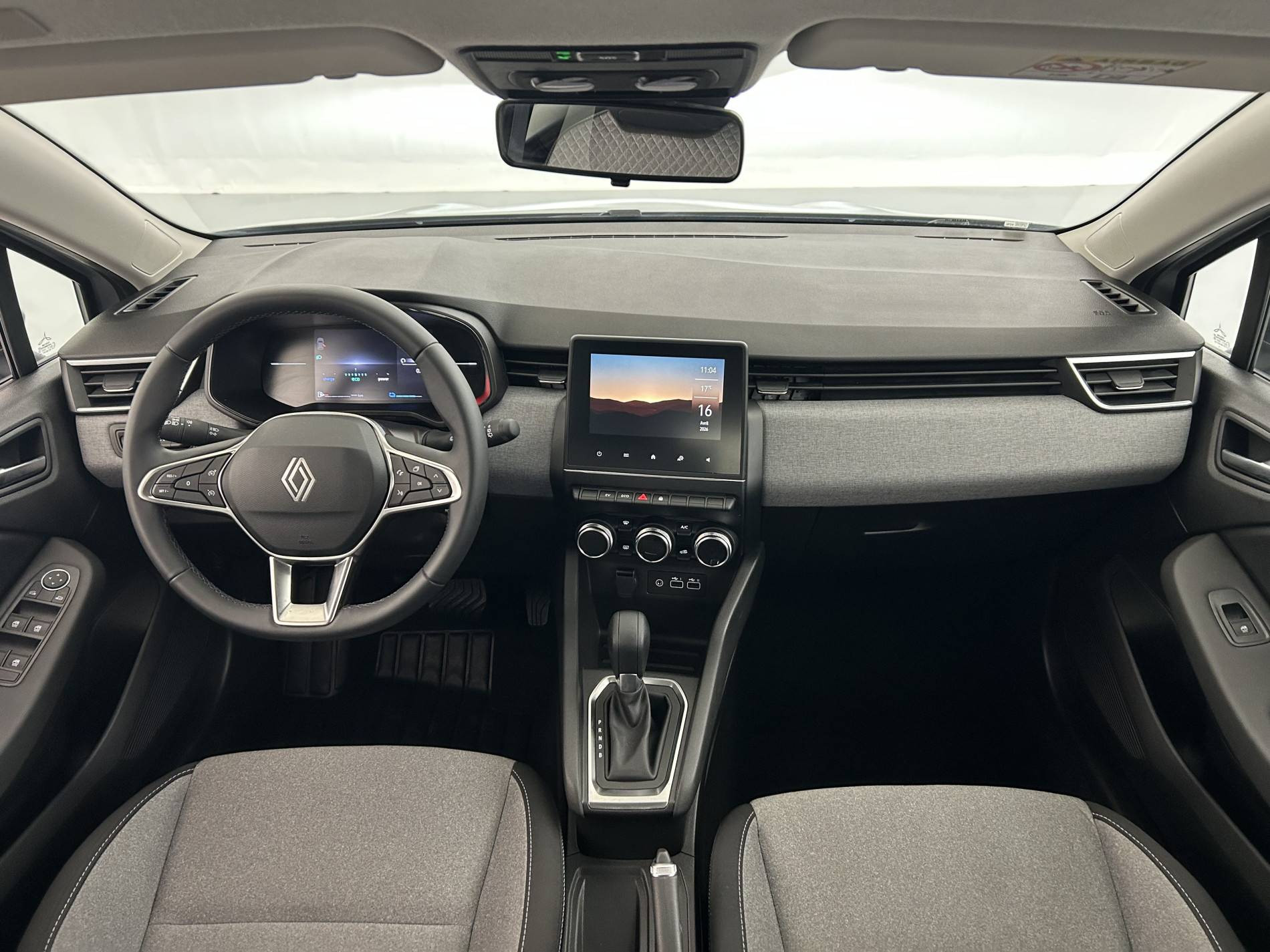 Vente en ligne Renault Clio 5 Clio E-Tech full hybrid 145 ch GSR2 au prix de 19 490 €