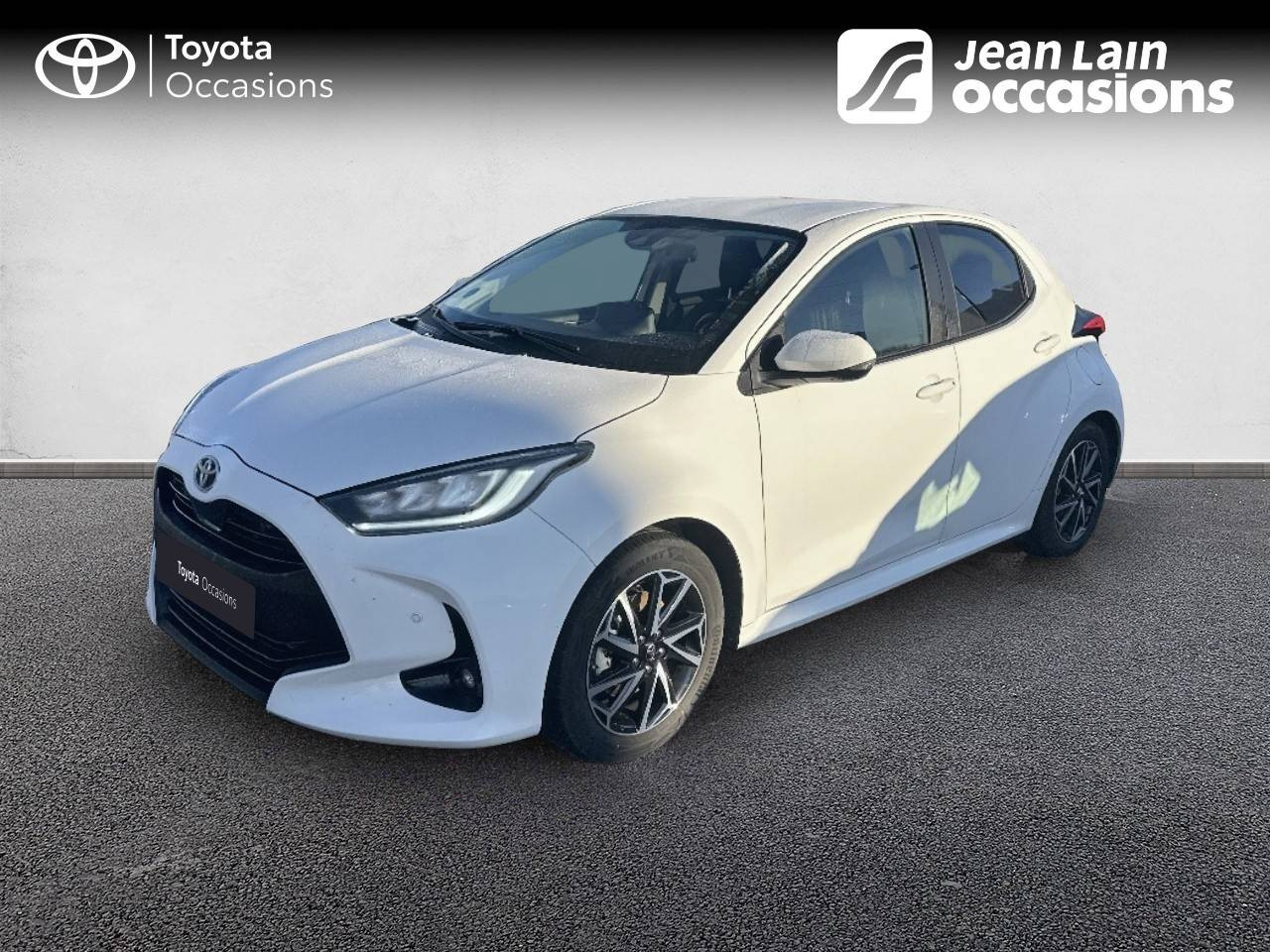 Vente en ligne TOYOTA YARIS HYBRIDE MY22 Yaris Hybride 116h Design de 2022 au prix de 19 490 €