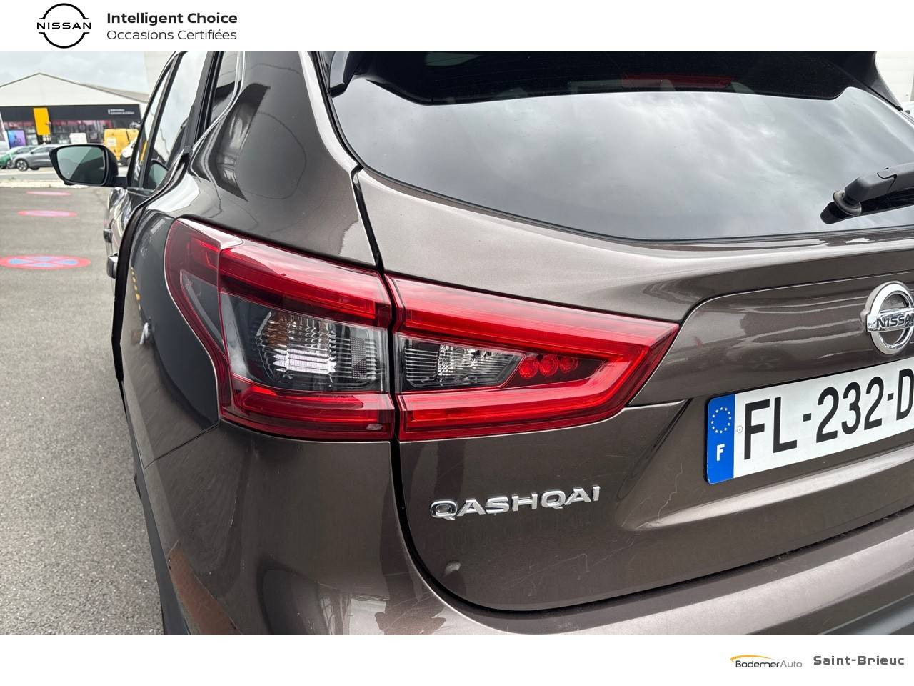 Vente en ligne Nissan Qashqai Qashqai 1.3 DIG-T 140 au prix de 16 990 €