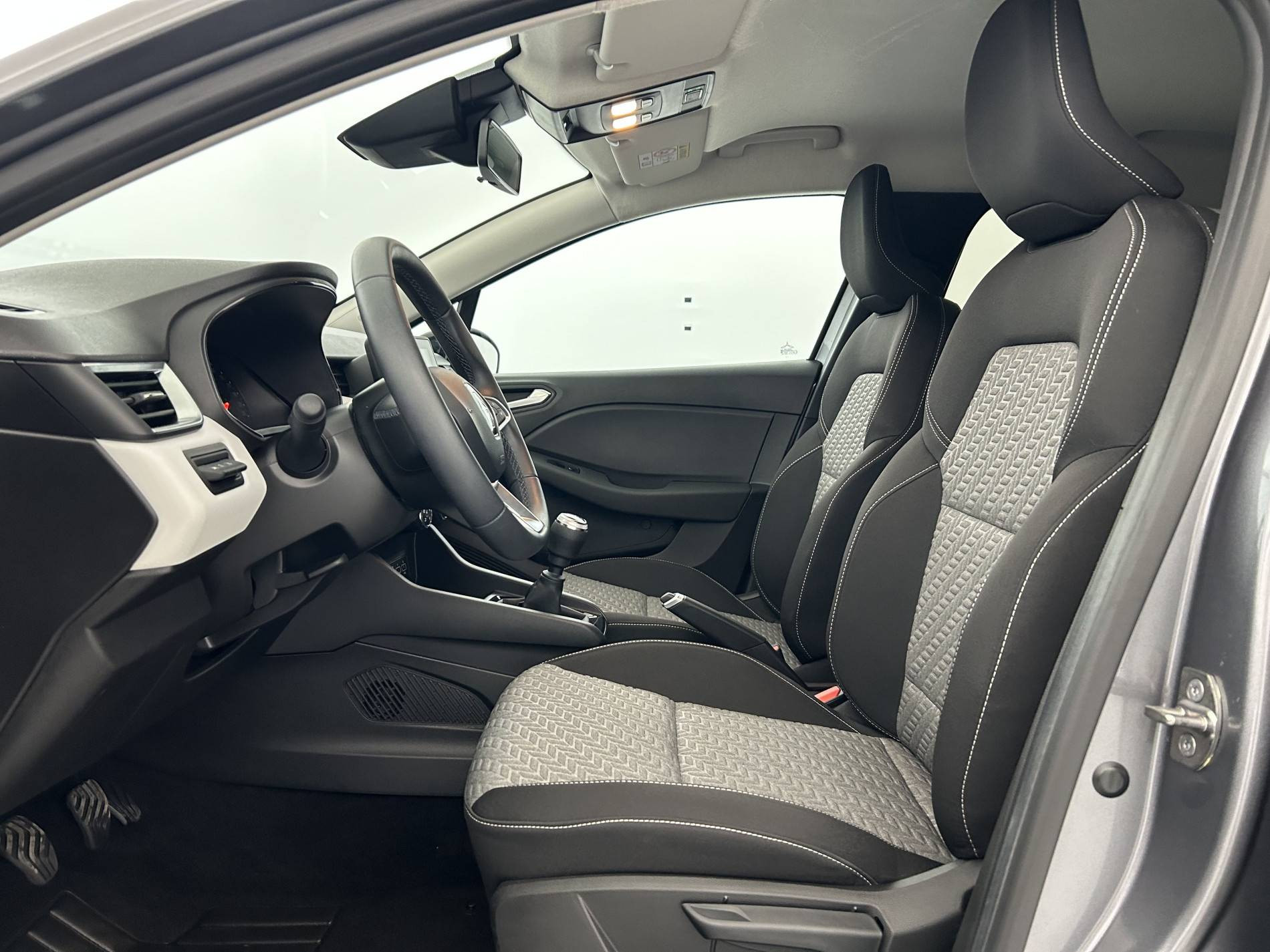 Vente en ligne Renault Clio 5 Clio TCe 90 au prix de 14 990 €