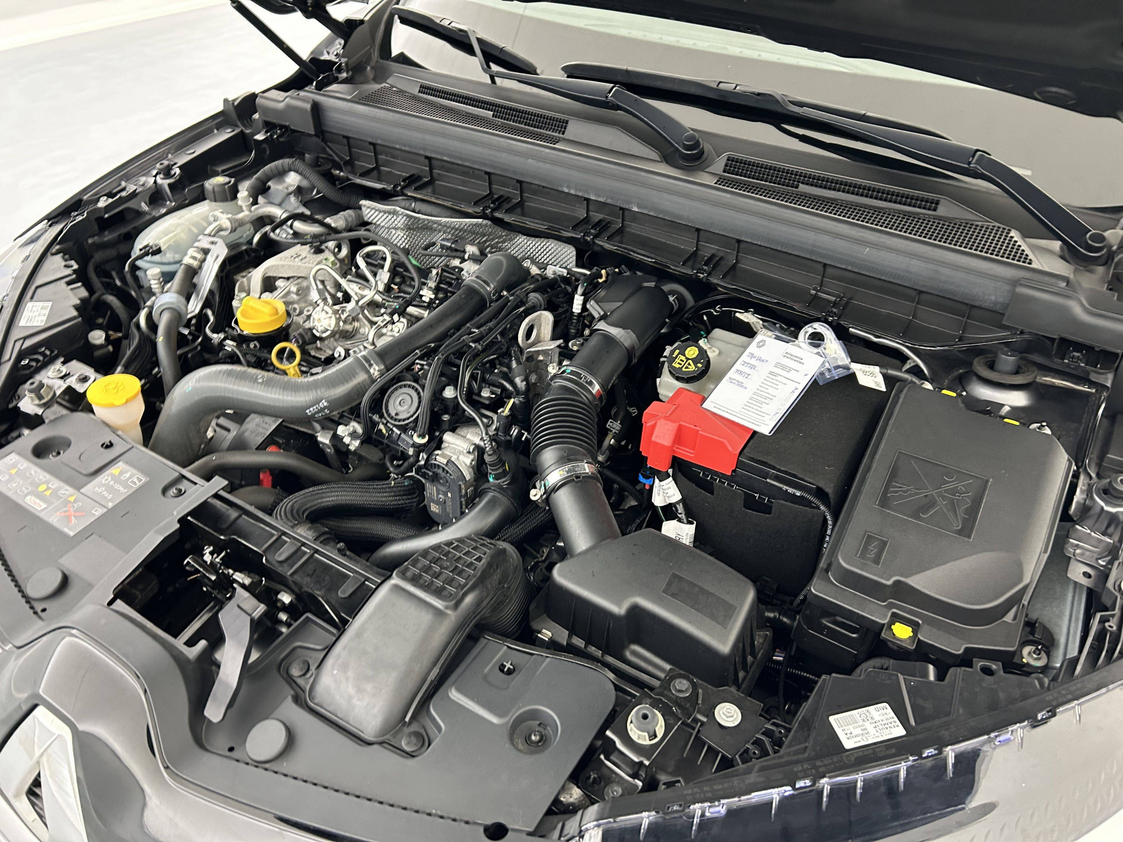 Vente en ligne Renault Arkana  mild hybrid 140 EDC FAP - 22 au prix de 21 500 €