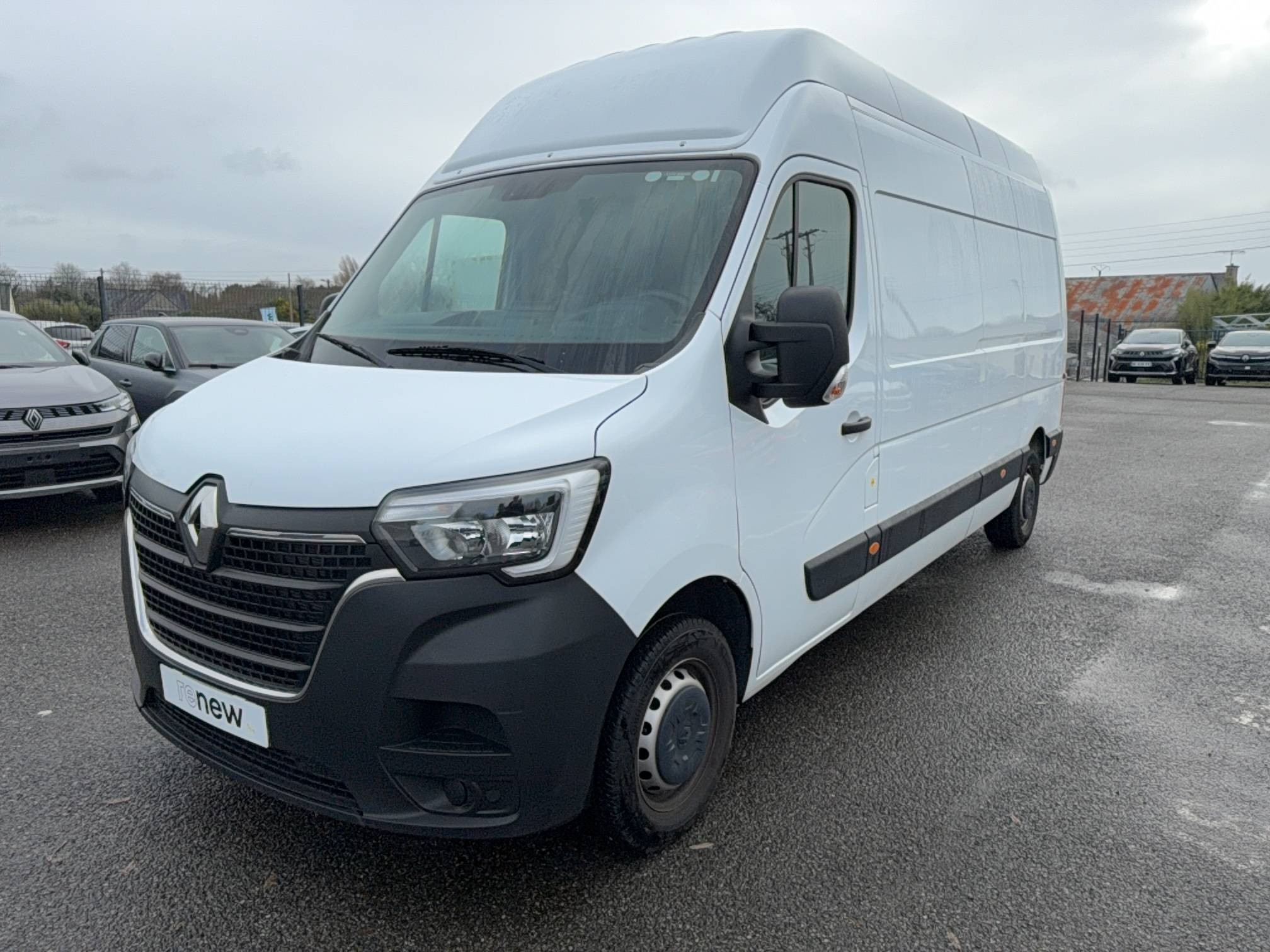 Renault Master Fourgon MASTER FGN TRAC F3500 L3H3 BLUE DCI 135 occasion de 2024 en vente à Concarneau