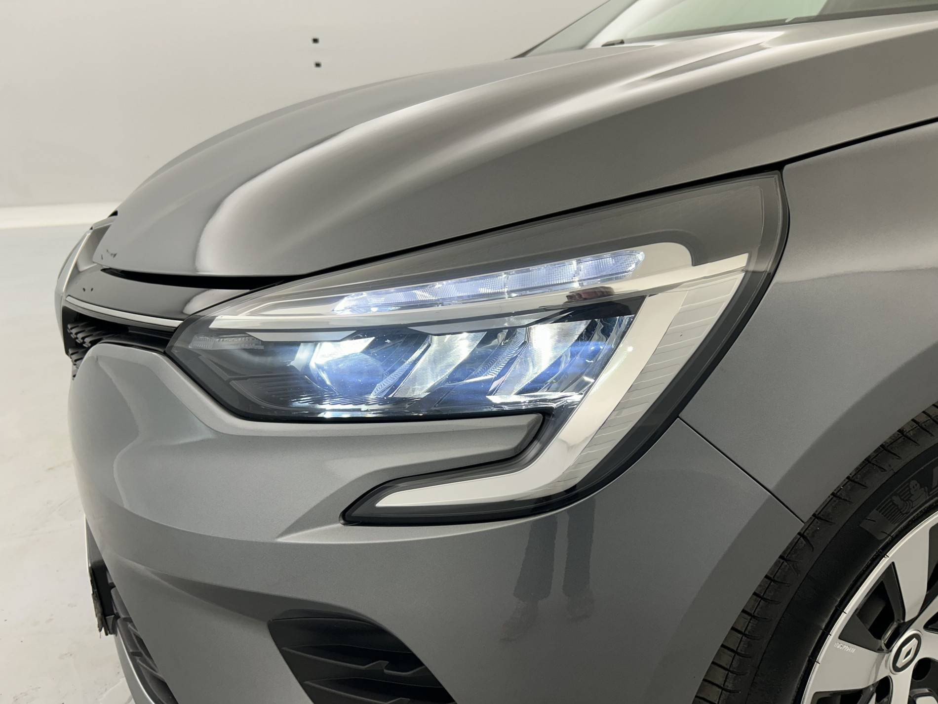 Vente en ligne Renault Clio 5 Clio TCe 90 au prix de 13 990 €