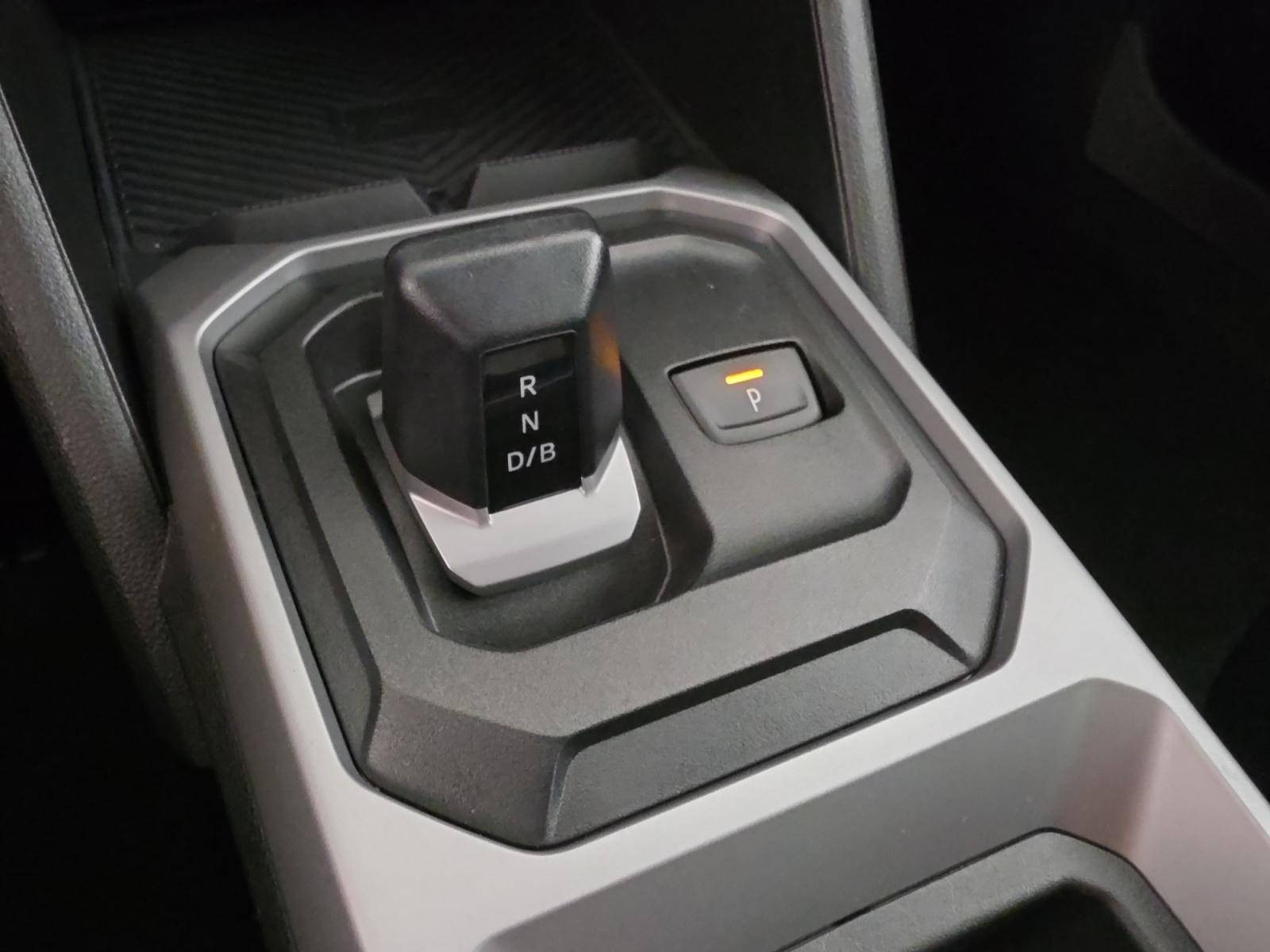 Vente en ligne Dacia Duster  Hybrid 140 au prix de 25 490 €