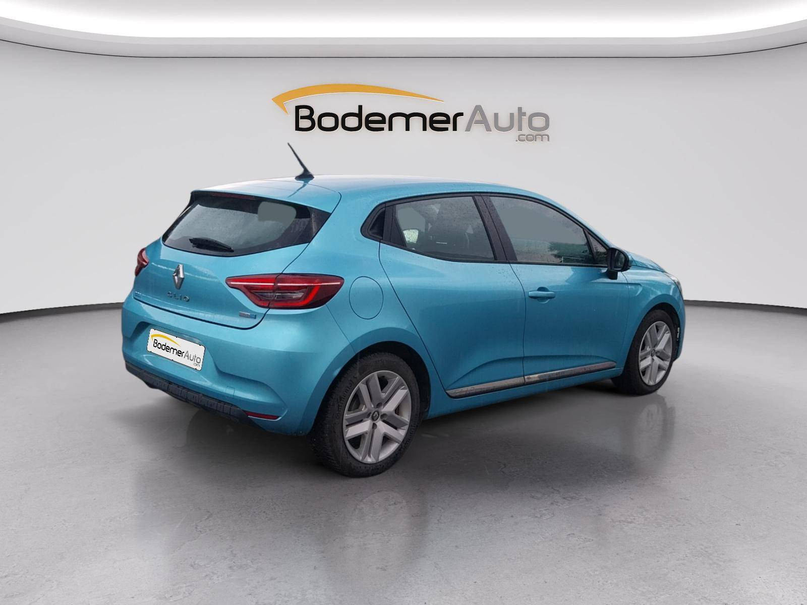 Vente en ligne Renault Clio 5 Clio E-Tech 140 - 21N au prix de 13 960 €