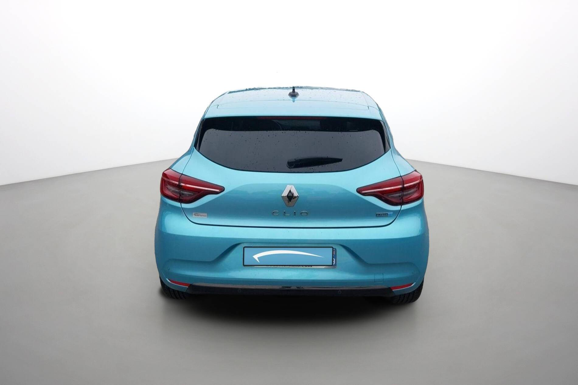 Vente en ligne Renault Clio 5 Clio E-Tech 140 au prix de 16 490 €