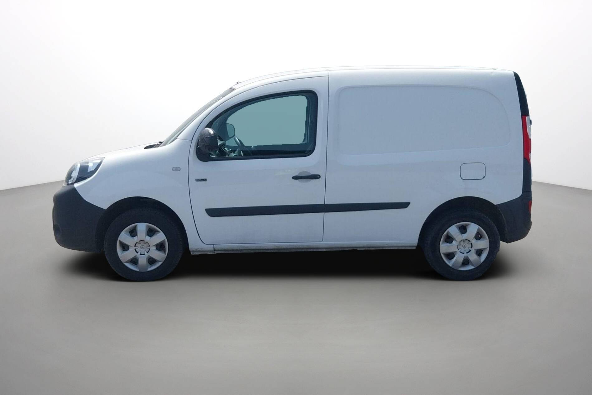 Vente en ligne Renault Kangoo Electrique KANGOO Z.E. 33 au prix de 11 990 €