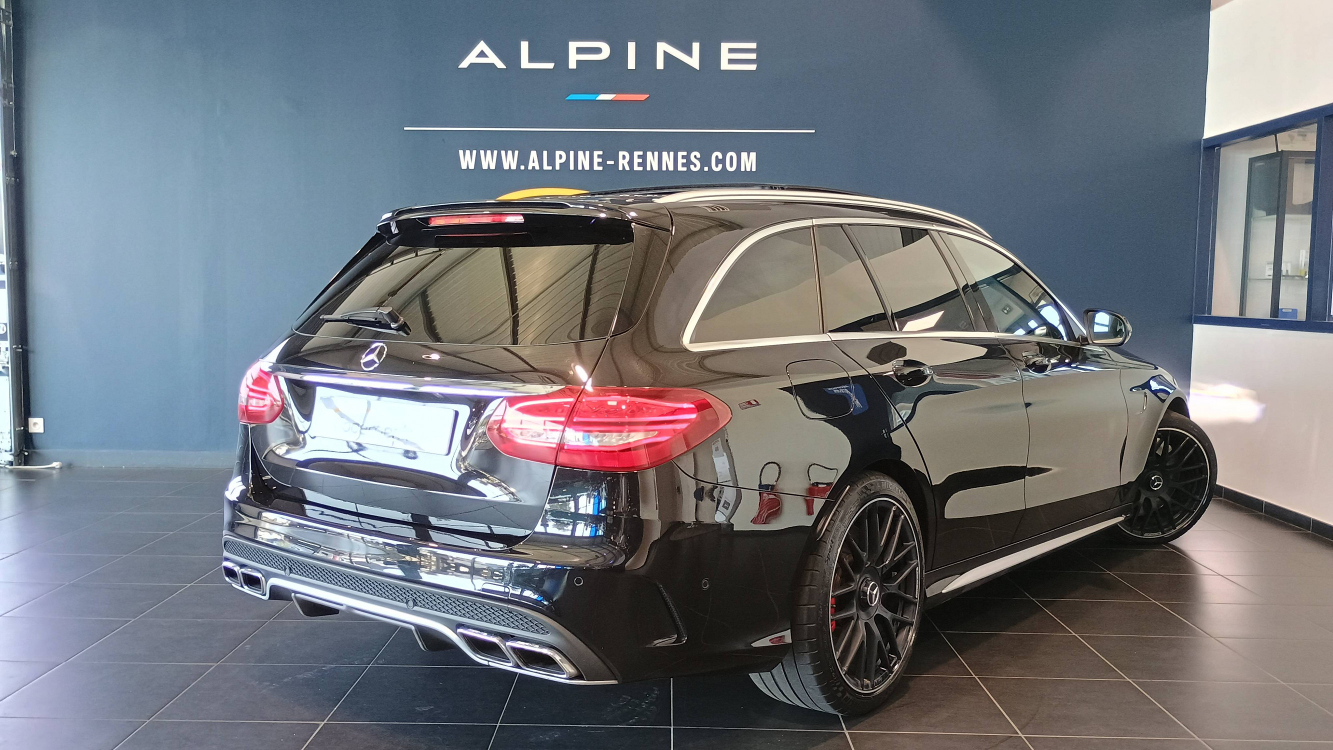 Vente en ligne Mercedes Classe C Break  63 S Mercedes-AMG Speedshift MCT AMG au prix de 55 990 €