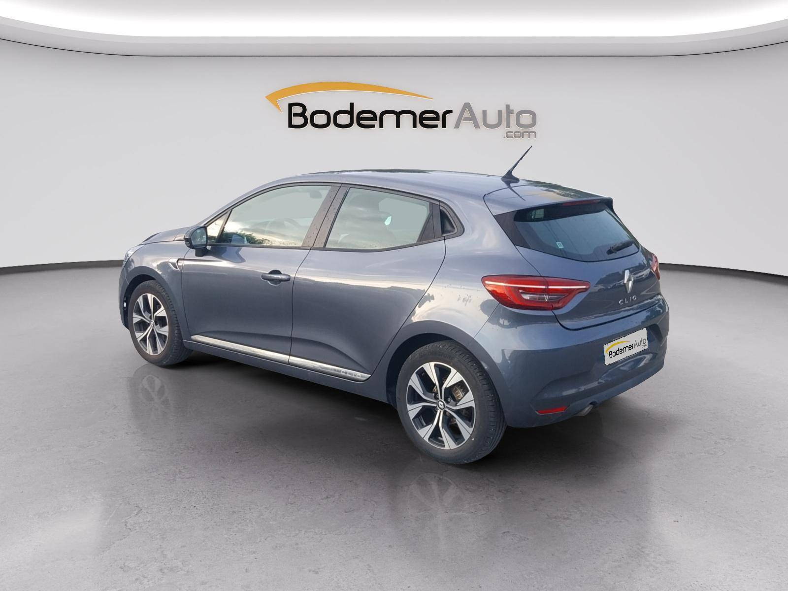 Vente en ligne Renault Clio 5 Clio TCe 90 - 21N au prix de 14 990 €