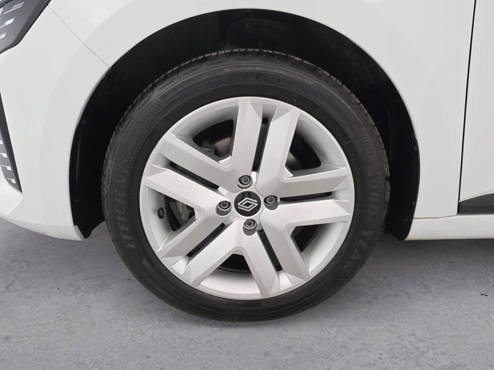 Vente en ligne Renault Clio 5 Clio Blue dCi 100 ch GSR2 au prix de 17 390 €
