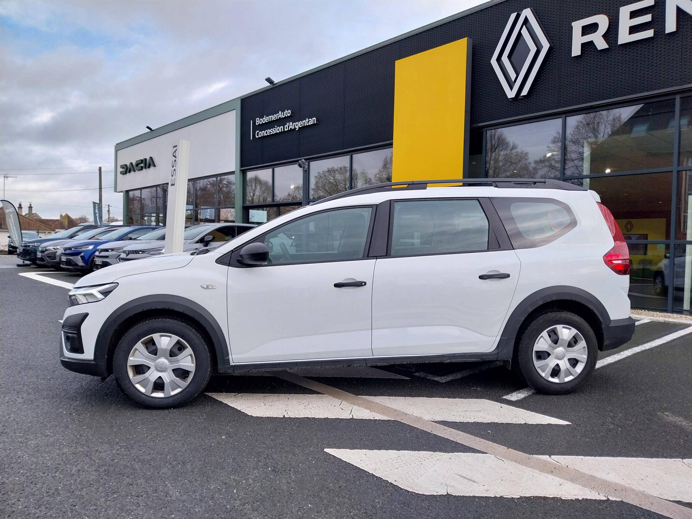 Vente en ligne Dacia Jogger  ECO-G 100 5 places au prix de 15 400 €