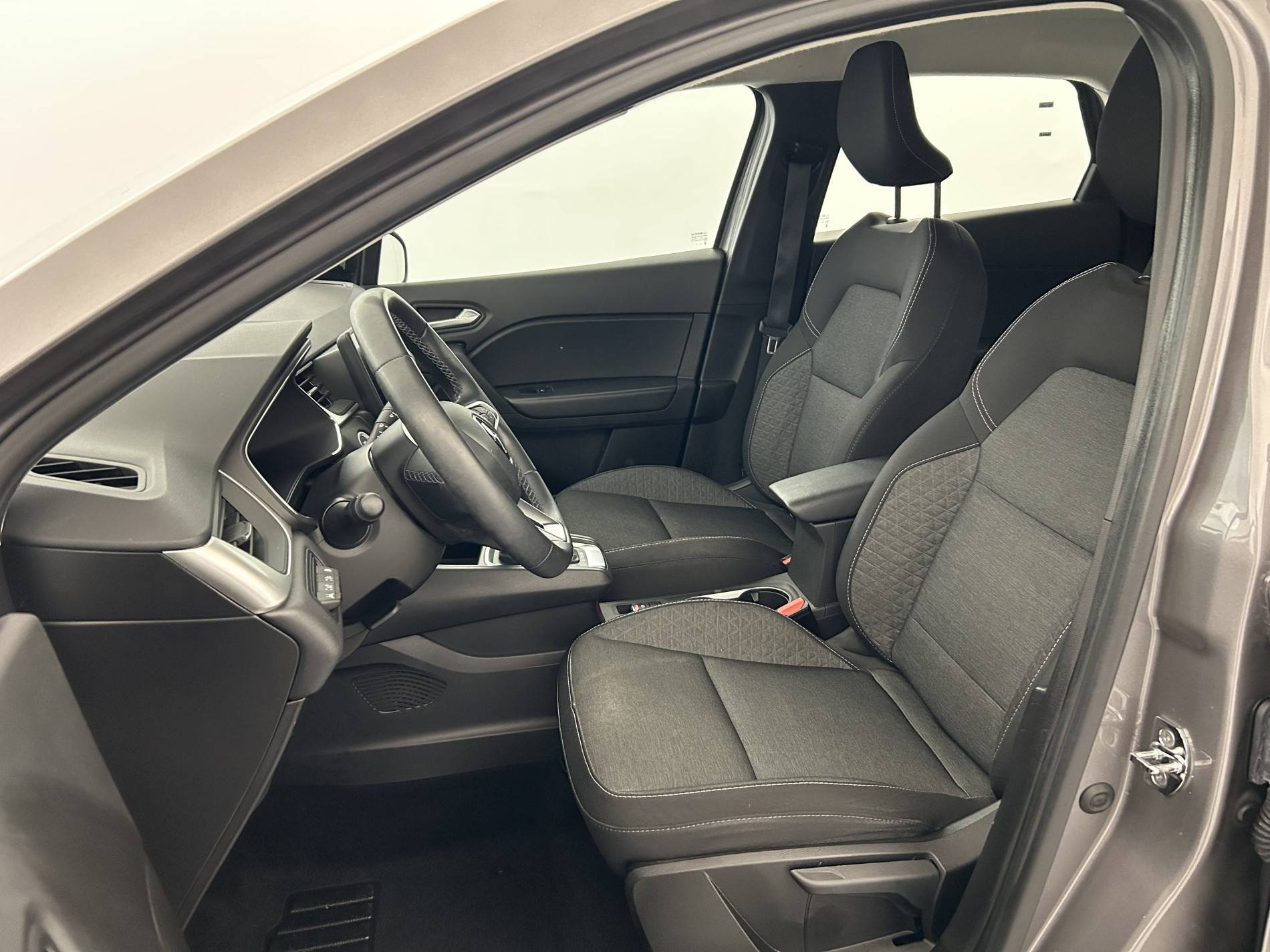 Vente en ligne Renault Captur  E-Tech Plug-in 160 - 21 au prix de 17 990 €