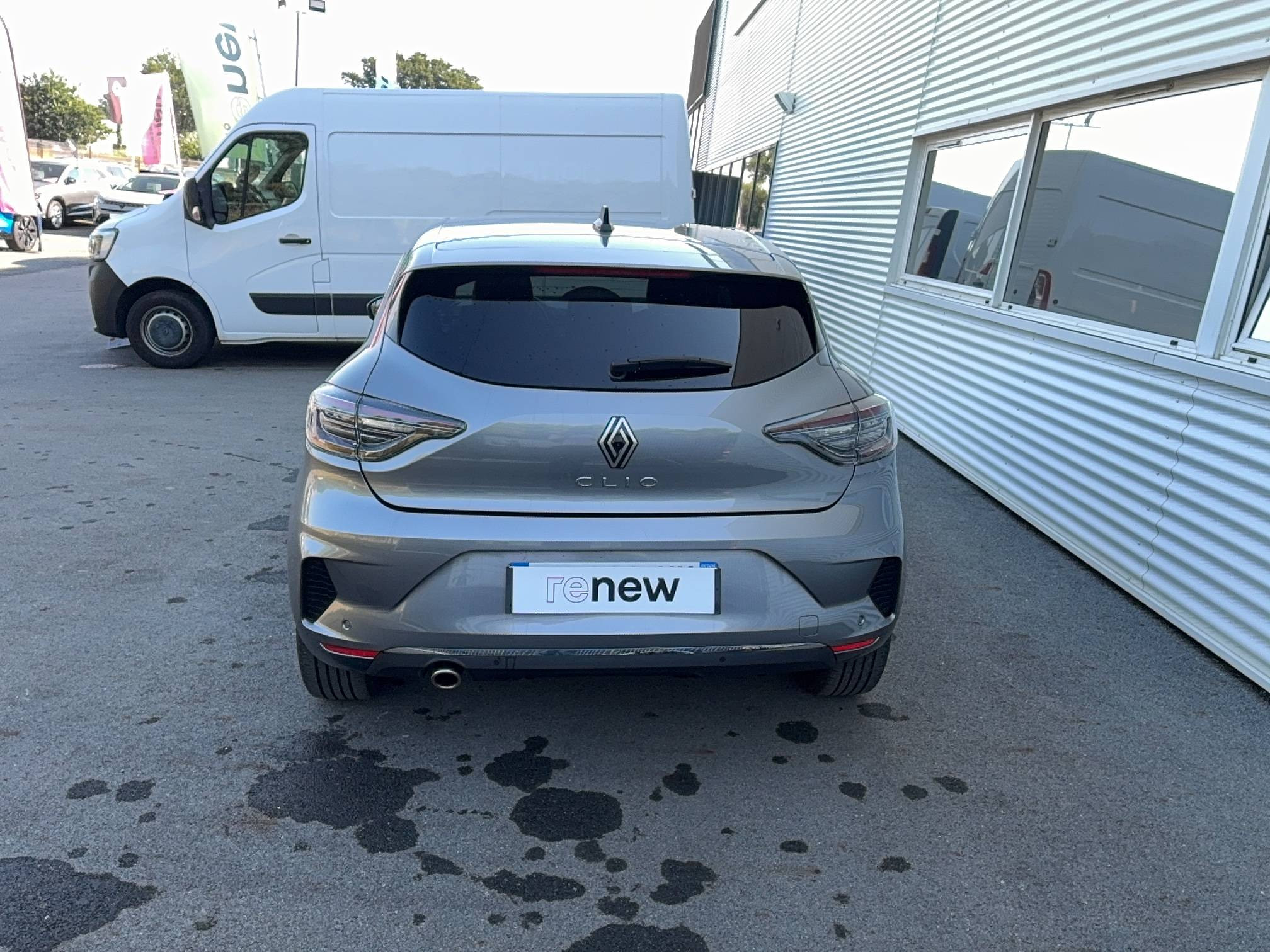 Vente en ligne Renault Clio 5 Clio TCe 90 au prix de 16 390 €