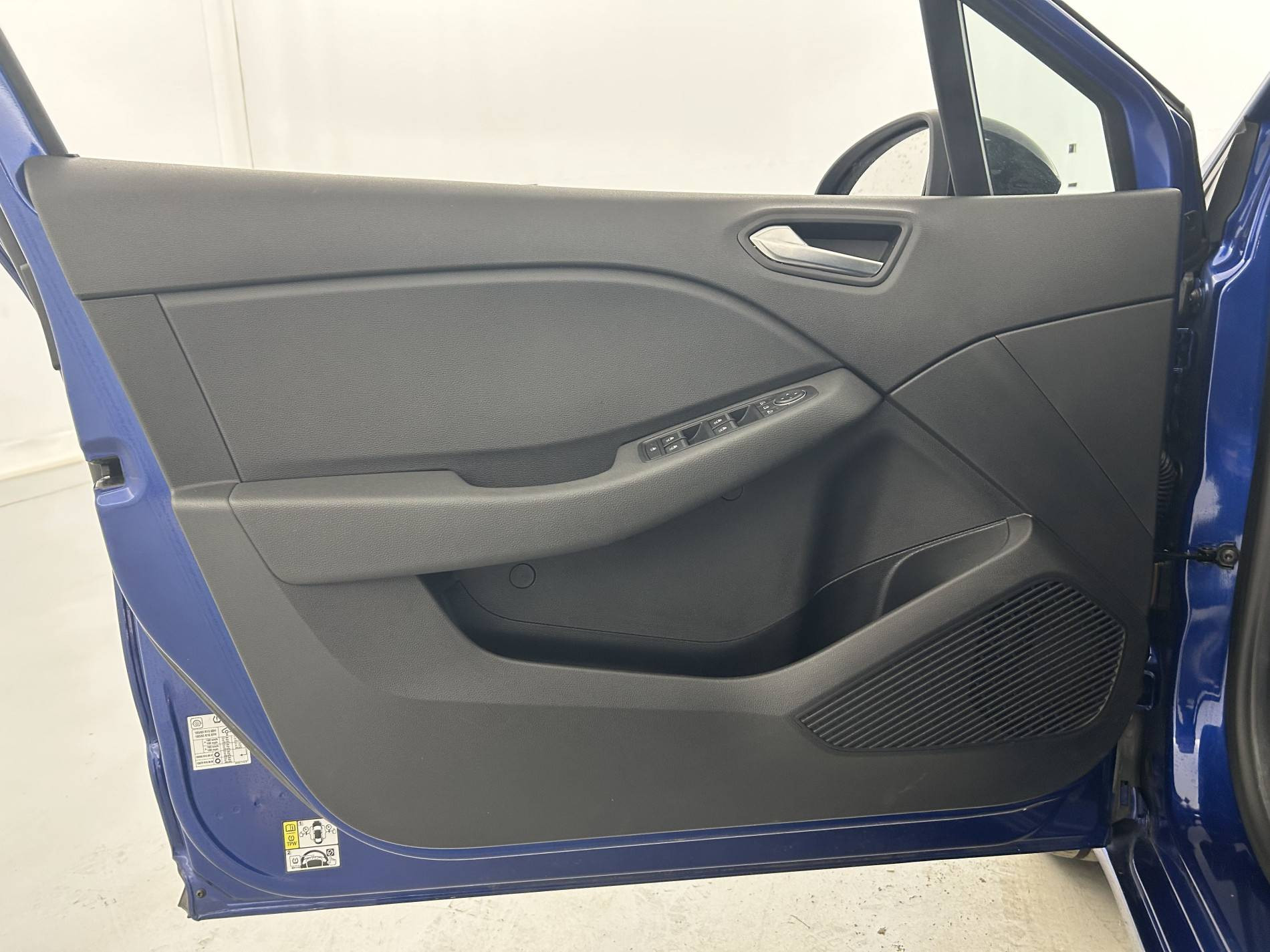 Vente en ligne Renault Clio 5 Clio TCe 90 au prix de 14 790 €