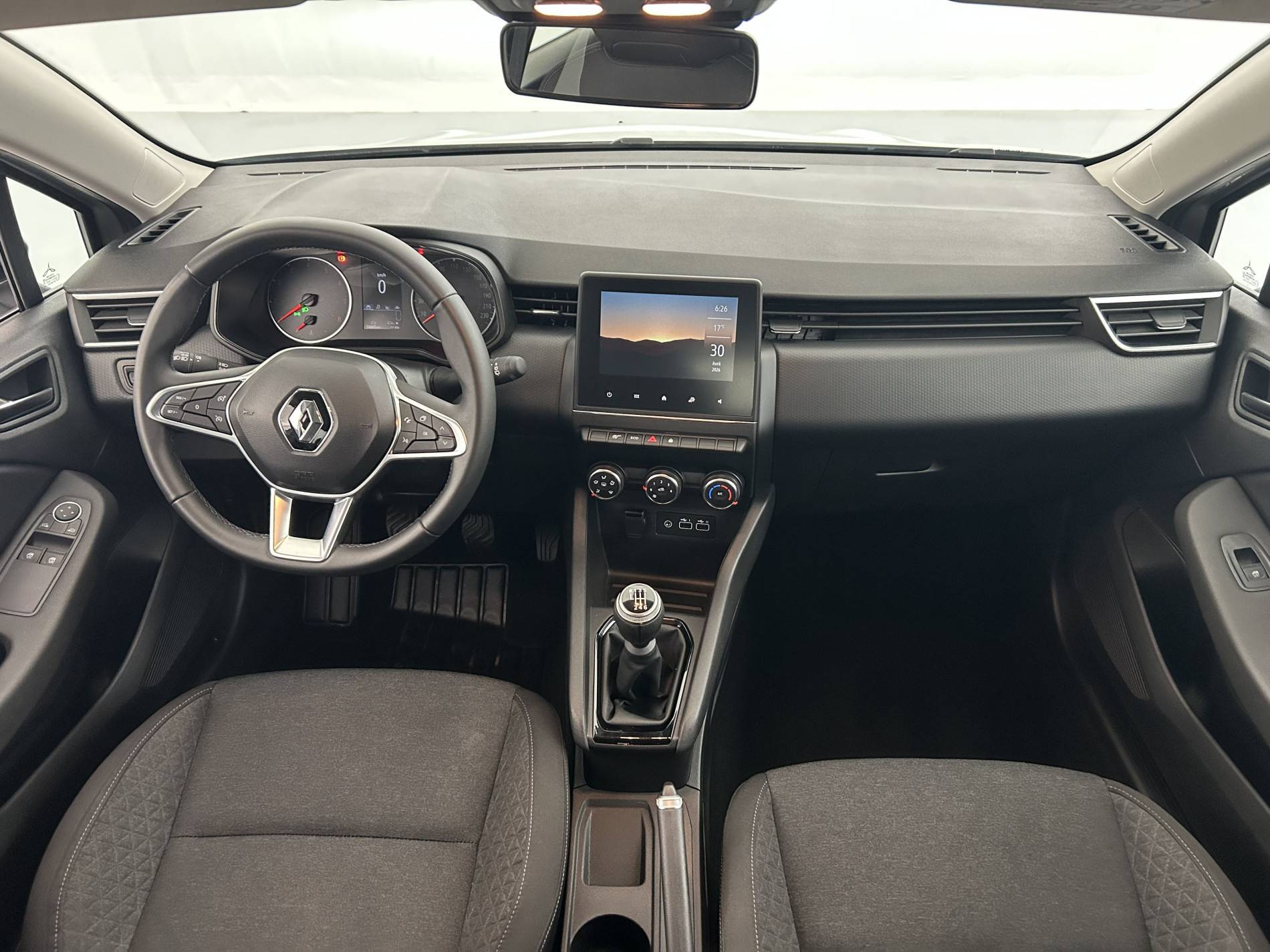 Vente en ligne Renault Clio 5 Clio TCe 90 au prix de 14 490 €