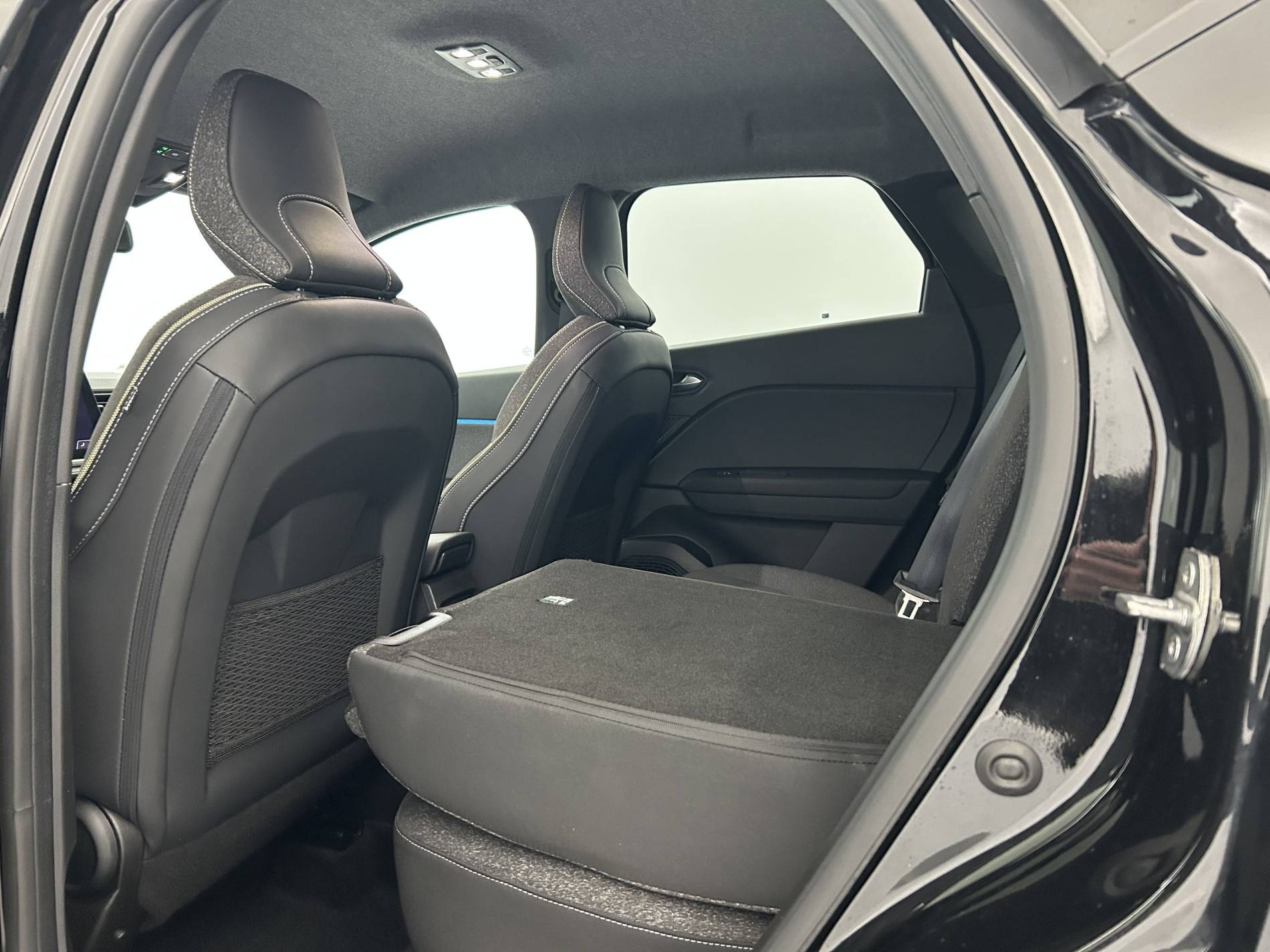 Vente en ligne Renault Captur  E-Tech full hybrid 145 ch au prix de 25 990 €