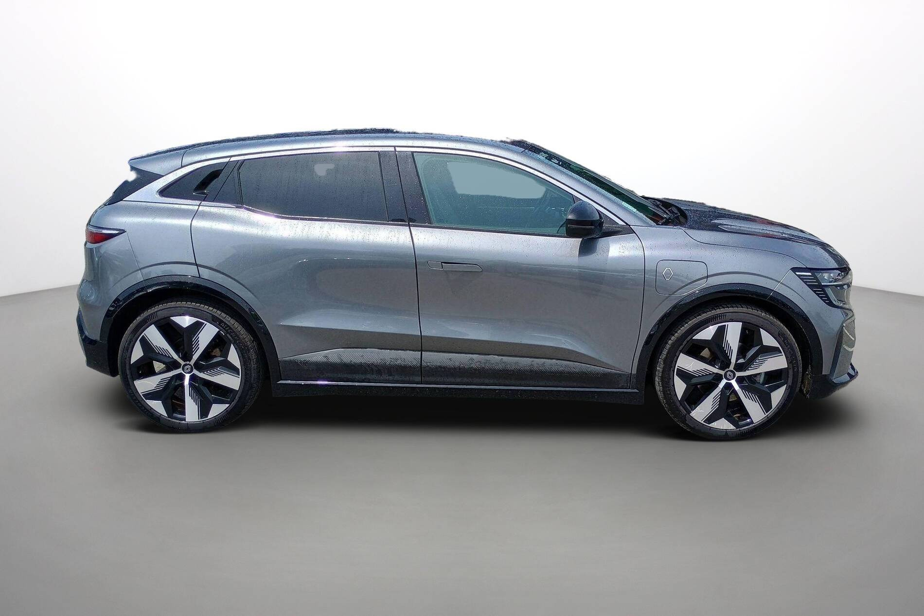 Vente en ligne Renault Megane E-Tech  EV60 220 ch super charge au prix de 25 990 €