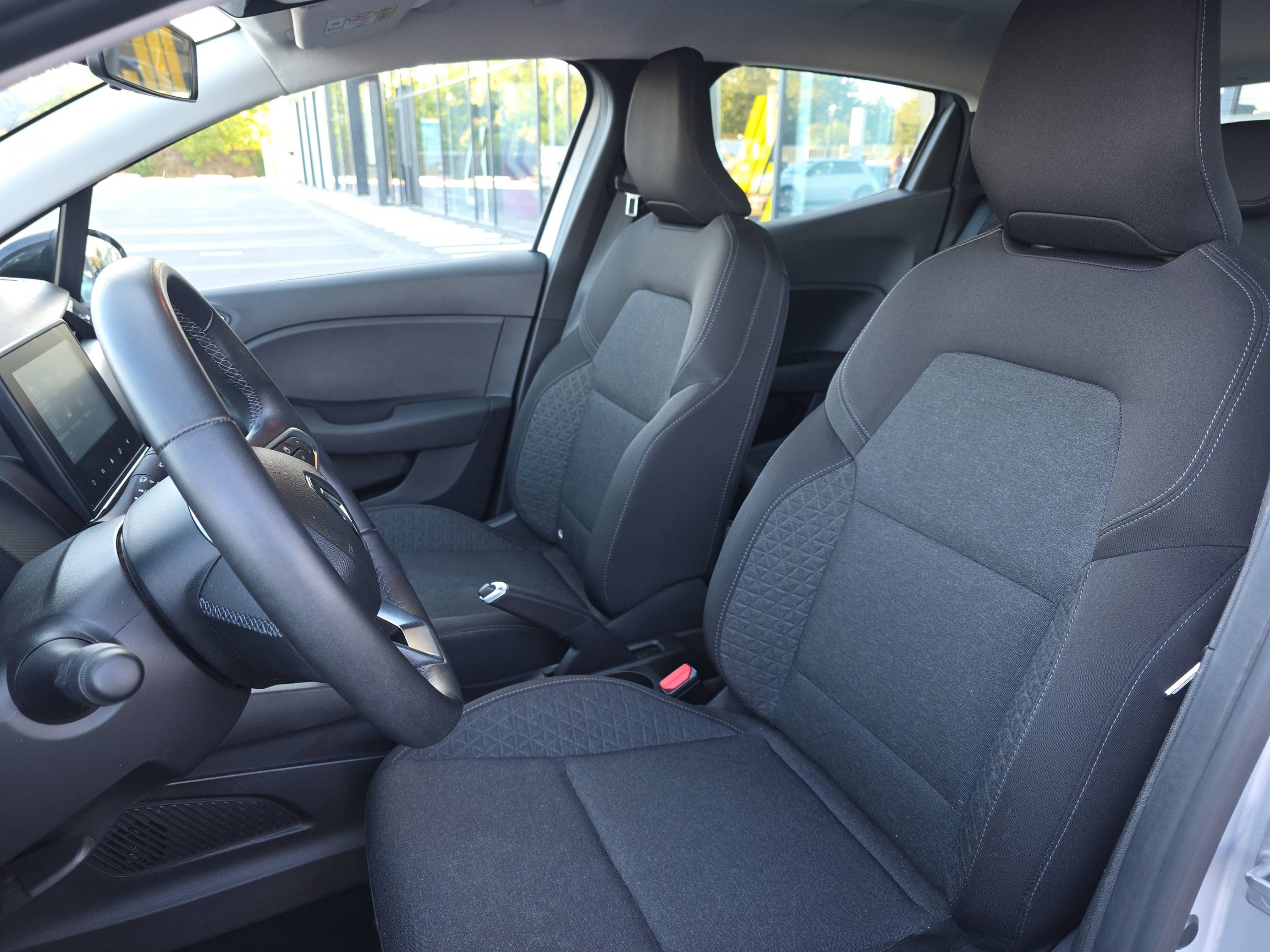 Vente en ligne Renault Clio 5 Clio TCe 90 au prix de 13 490 €