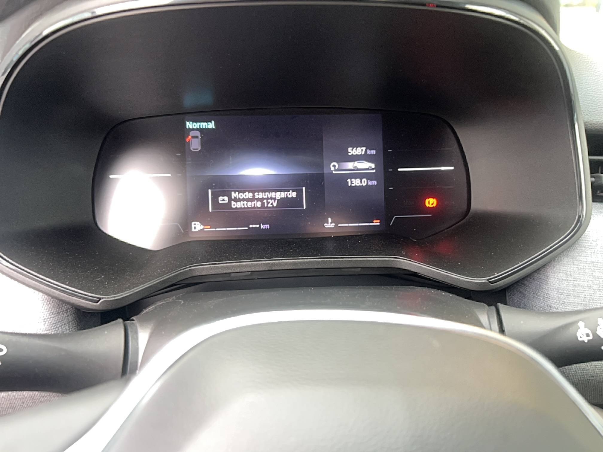 Vente en ligne Renault Clio 5 Clio TCe 90 au prix de 15 990 €