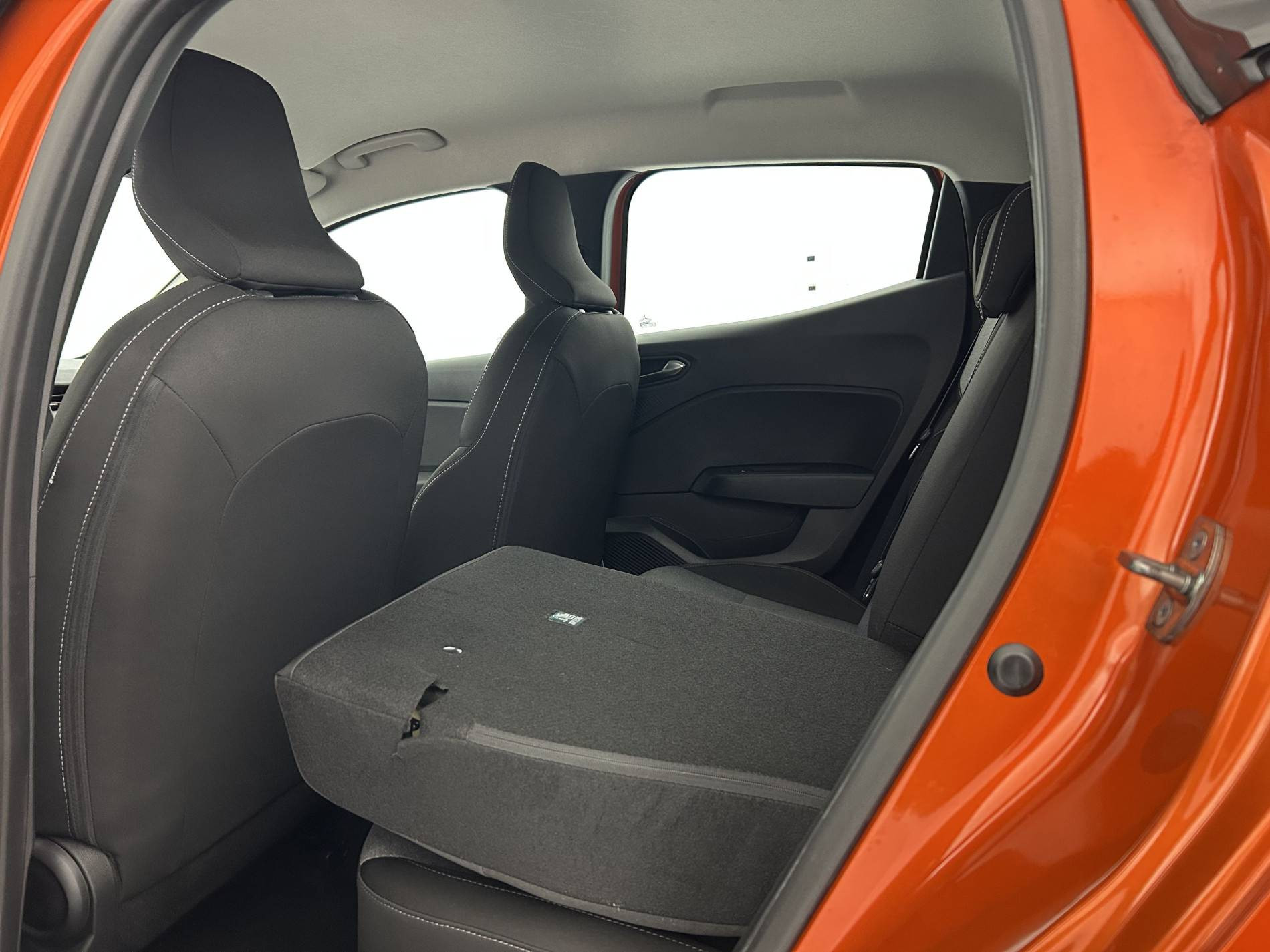 Vente en ligne Renault Clio 5 Clio TCe 90 au prix de 15 490 €