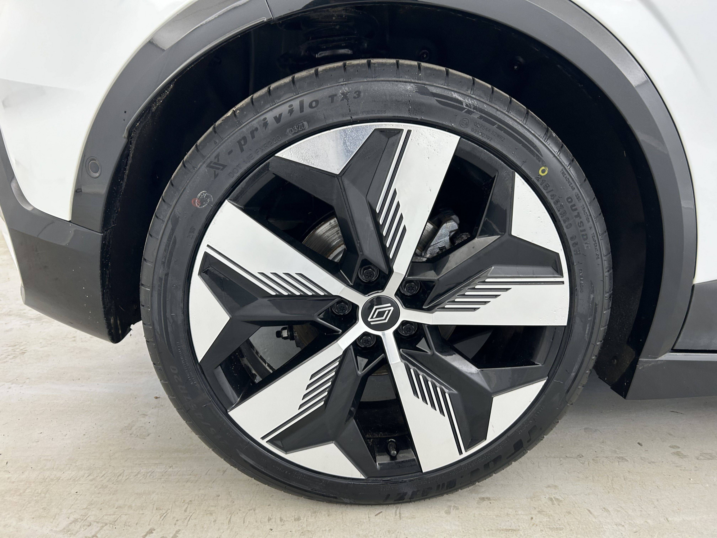 Vente en ligne Renault Megane E-Tech  EV60 220 ch optimum charge au prix de 24 990 €