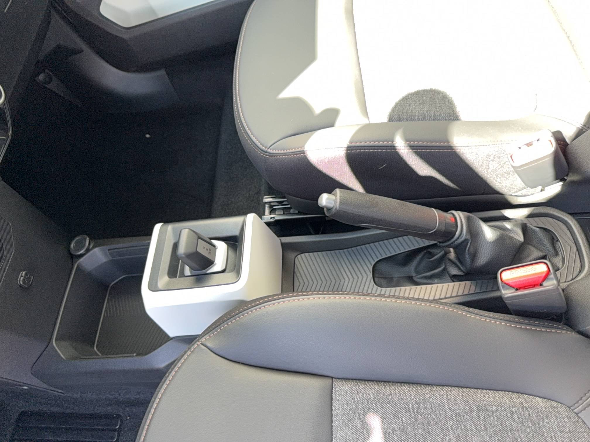 Vente en ligne Dacia Spring  electric 100 au prix de 19 990 €