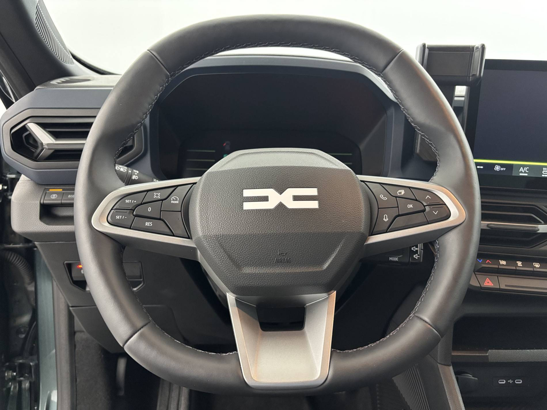 Vente en ligne Dacia Duster  Hybrid 140 au prix de 25 300 €