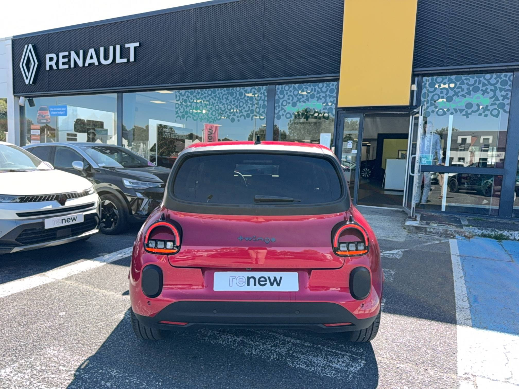 Vente en ligne Renault Twingo Electrique  80 ch autonomie urbaine au prix de 21 190 €