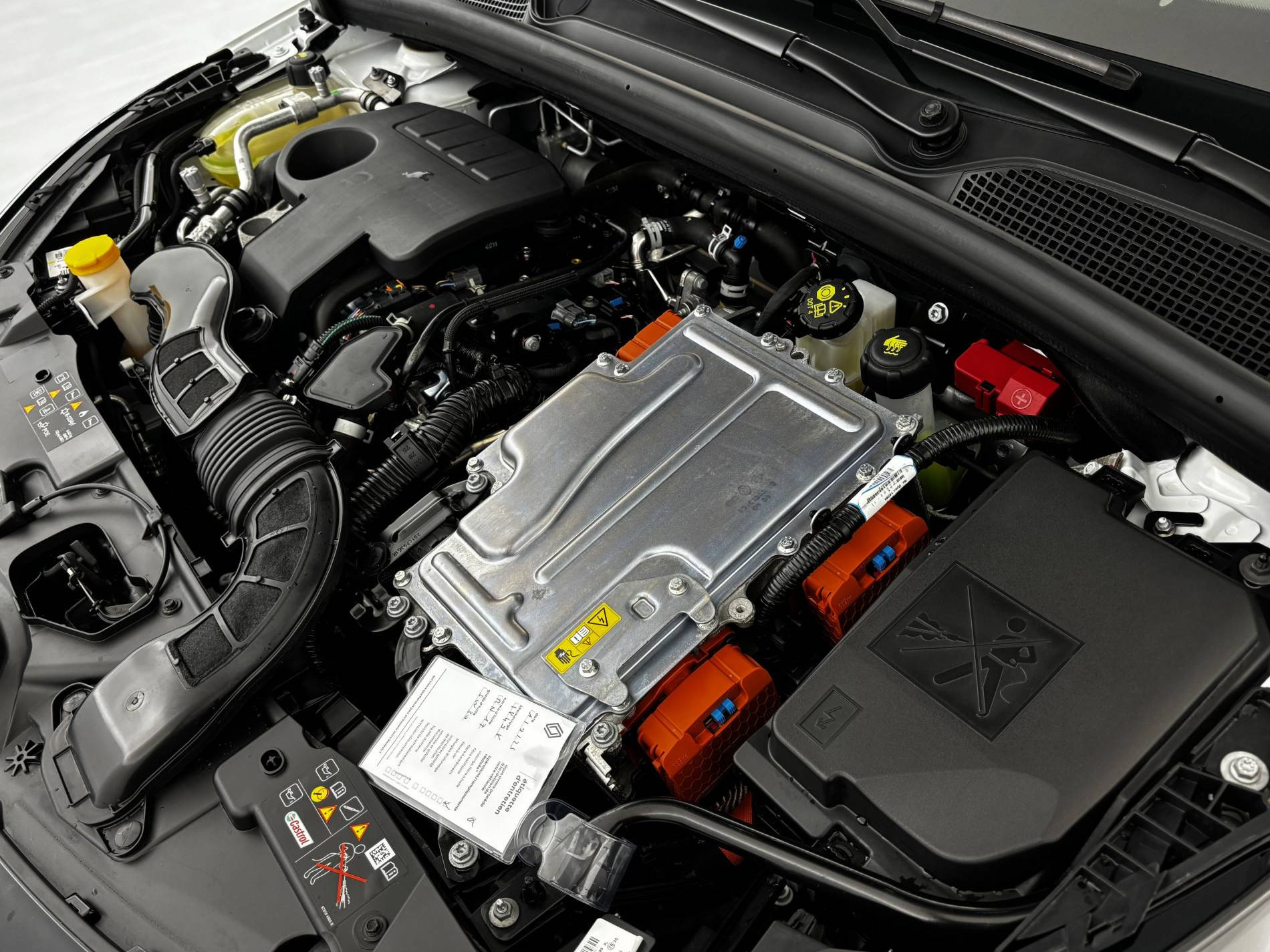 Vente en ligne Renault Clio 5 Clio E-Tech full hybrid 145 au prix de 20 790 €