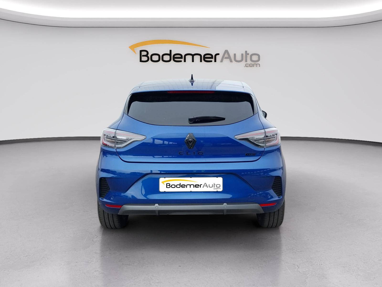 Vente en ligne Renault Clio 5 Clio E-Tech full hybrid 145 au prix de 21 500 €