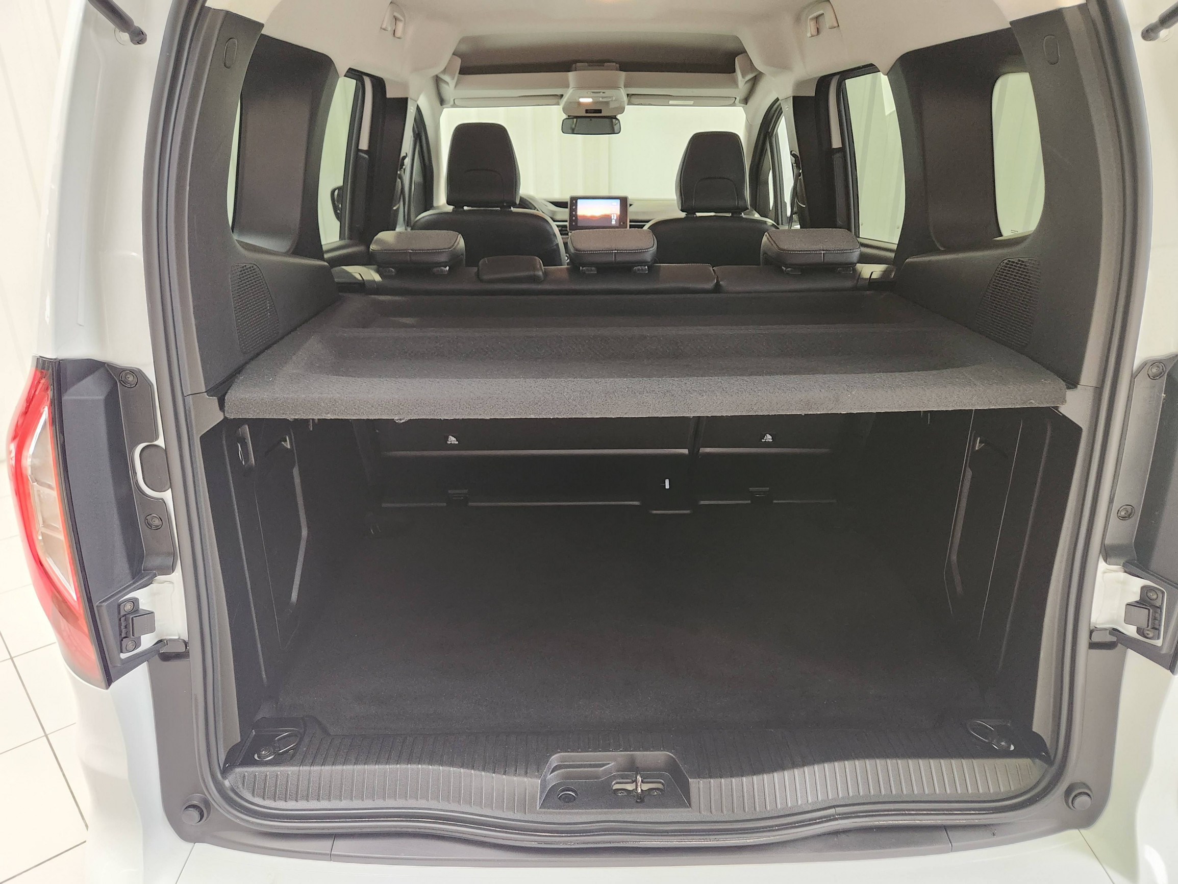 Vente en ligne Renault Kangoo  Blue dCi 95 au prix de 21 490 €