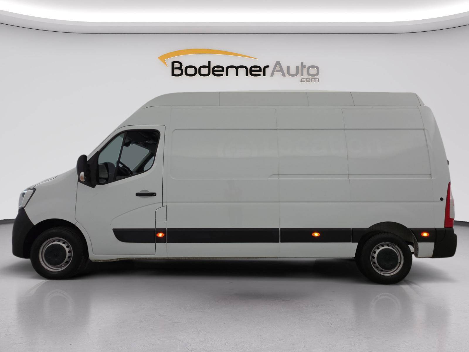 Vente en ligne Renault Master Fourgon MASTER FGN TRAC F3500 L3H3 BLUE DCI 135 au prix de 25 900 €