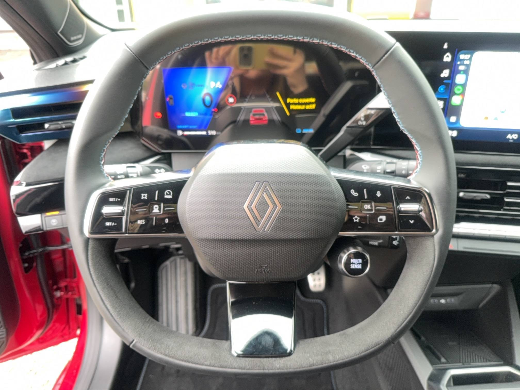 Vente en ligne Renault Clio 6 Clio E-Tech full hybrid 160 ch au prix de 28 990 €