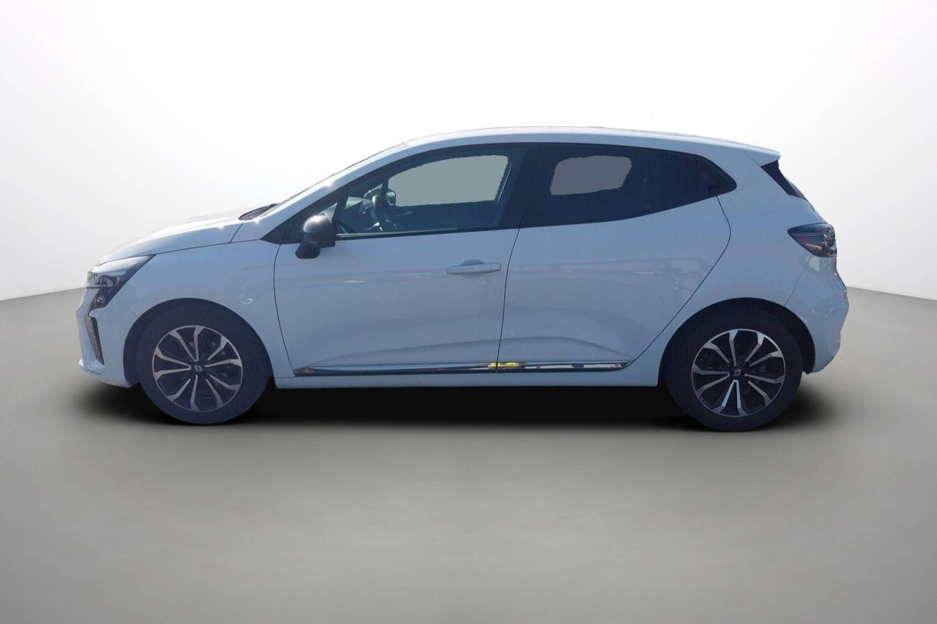 Vente en ligne Renault Clio 5 Clio TCe 90 au prix de 15 990 €