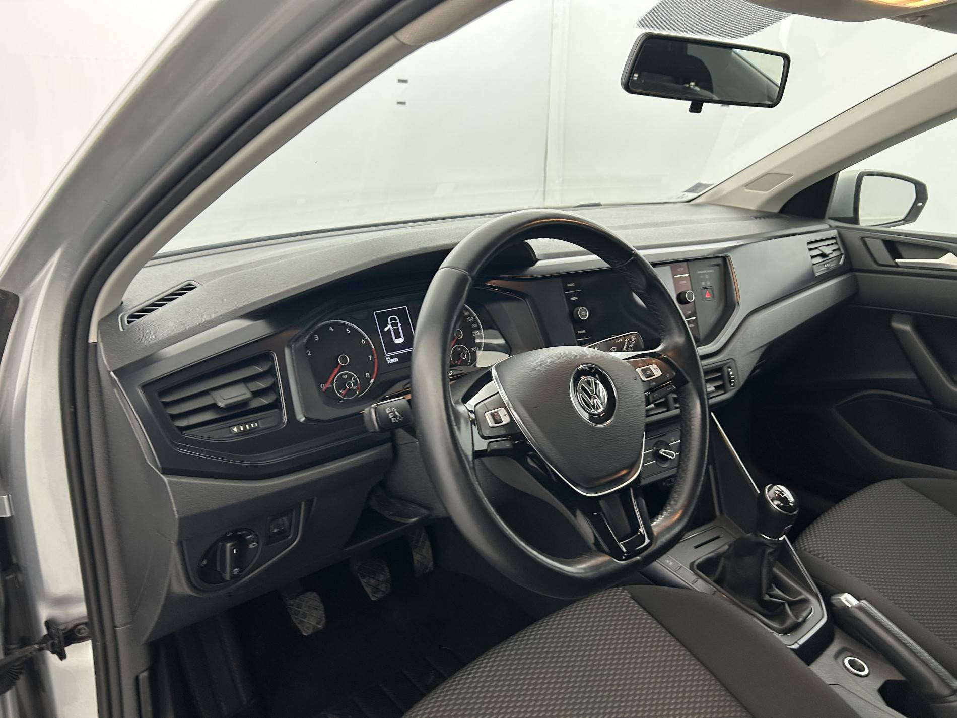 Vente en ligne Volkswagen Polo  1.0 TSI 95 S&S BVM5 au prix de 13 990 €