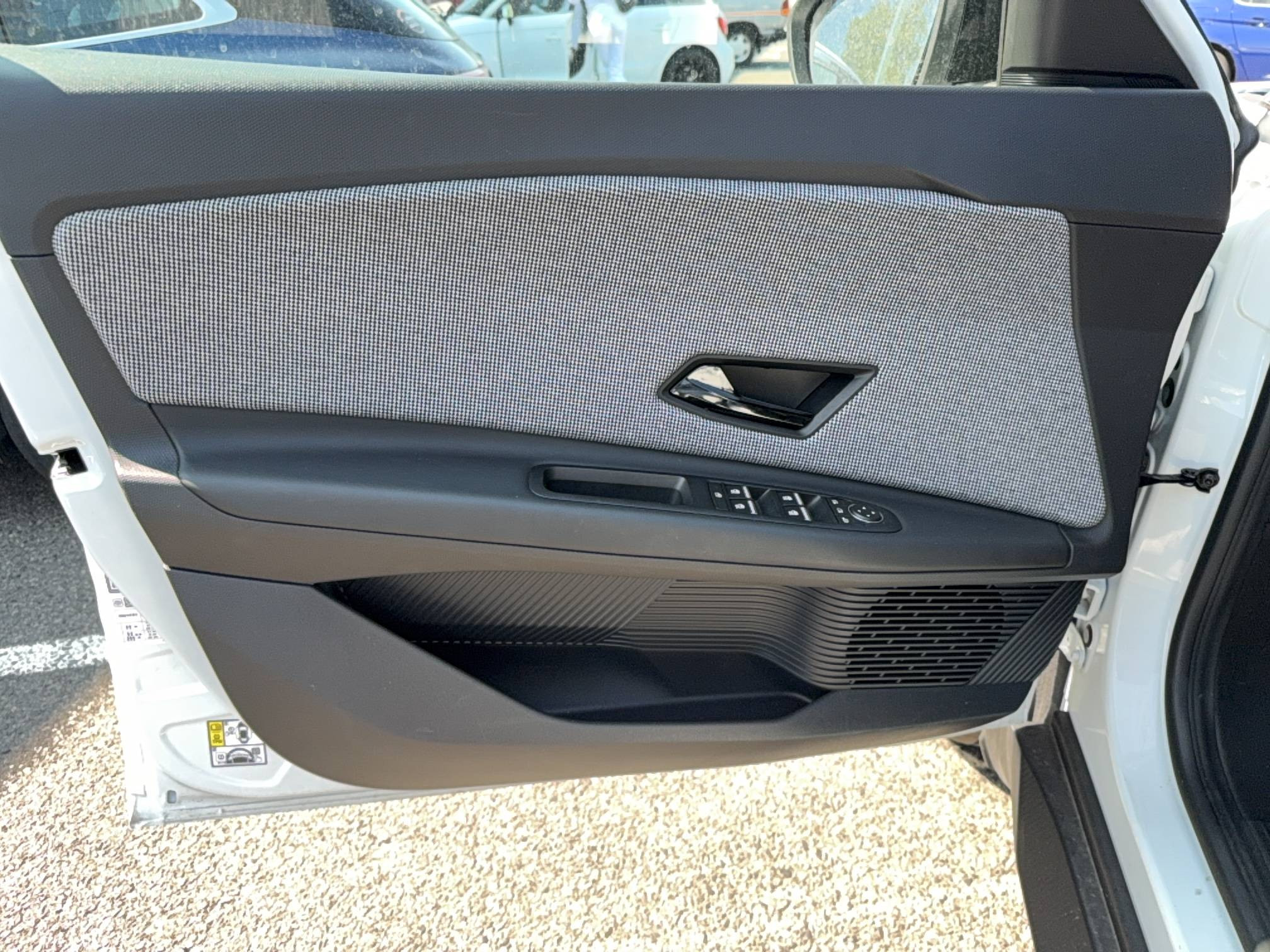 Vente en ligne Renault R4 E-Tech  150 ch autonomie confort au prix de 36 840 €