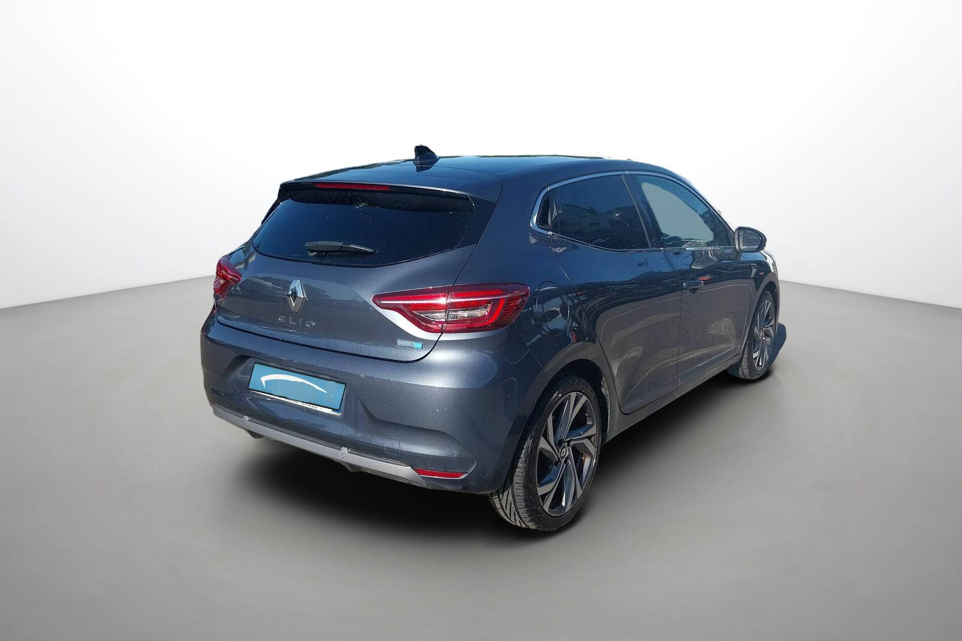 Vente en ligne Renault Clio 5 Clio E-Tech 140 - 21N au prix de 17 990 €