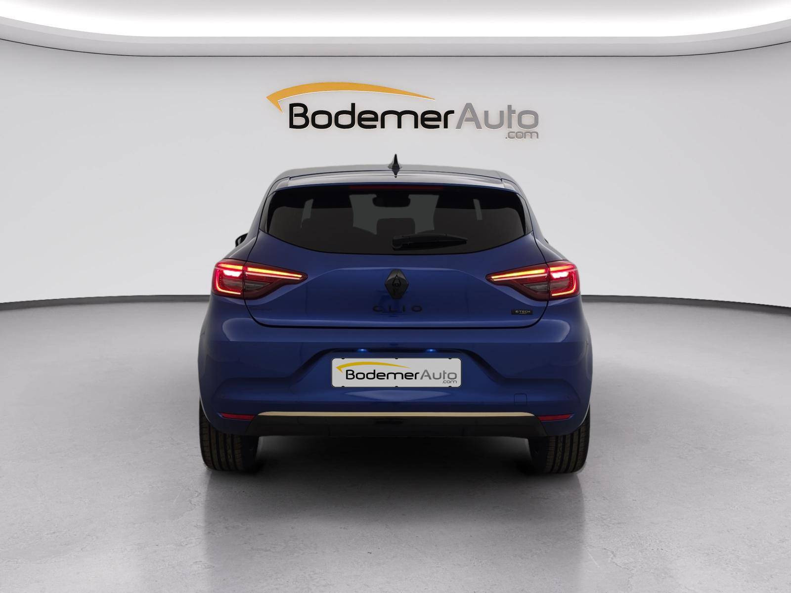 Vente en ligne Renault Clio 5 Clio E-Tech full hybrid 145 au prix de 17 890 €